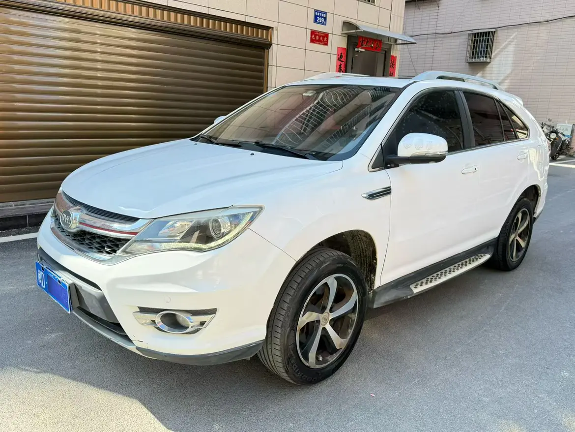 BYD S7  из Китая