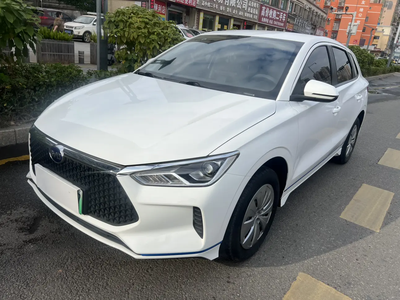 BYD e2  из Китая