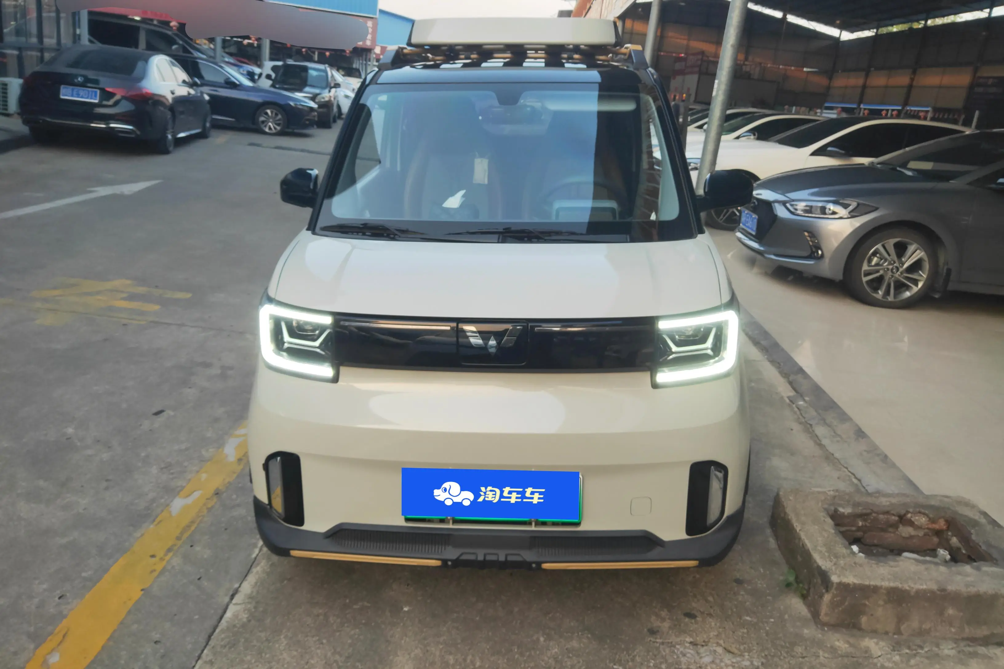 Wuling Hongguang MINIEV  из Китая