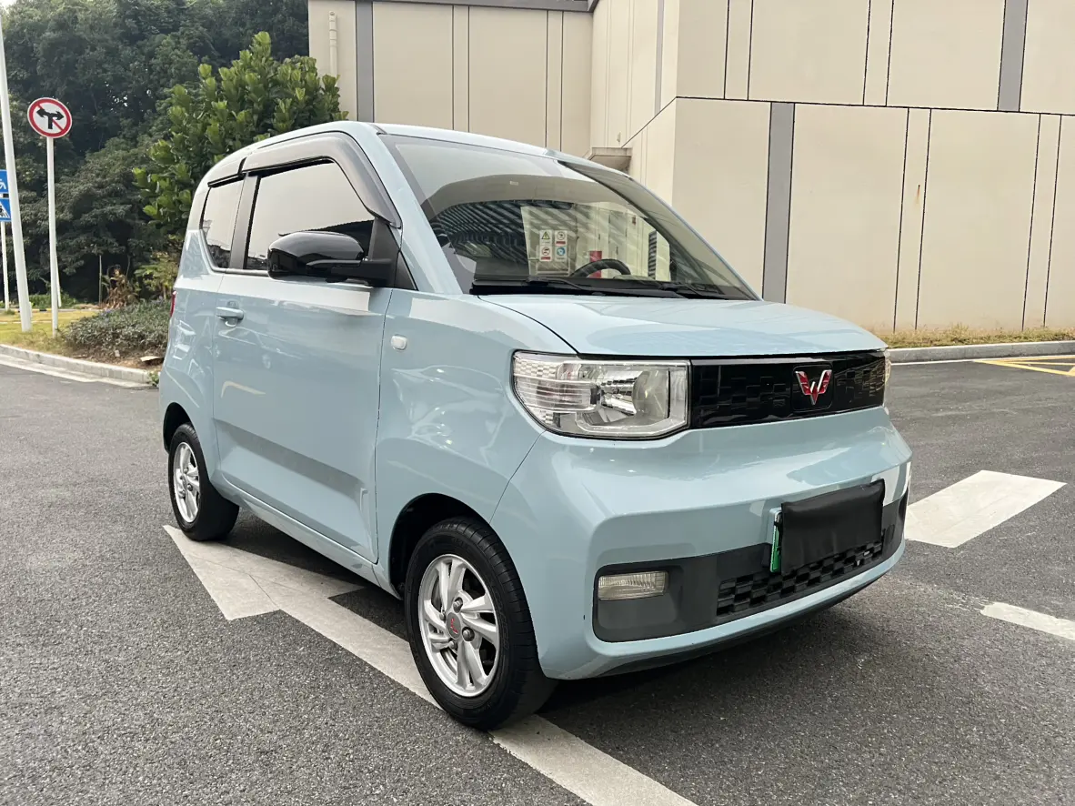 Wuling Hongguang MINIEV  из Китая