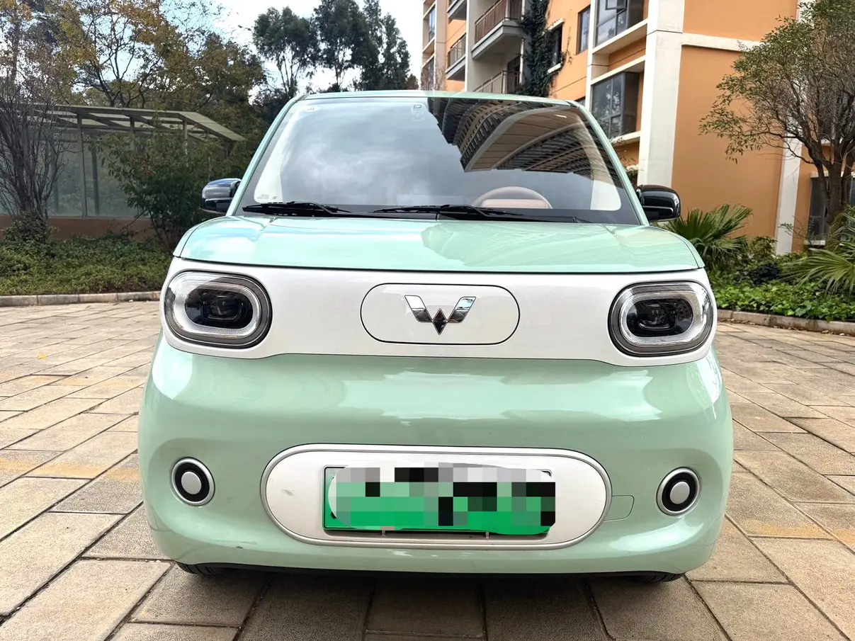 Wuling Hongguang MINIEV  из Китая