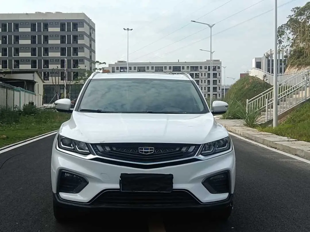 Geely Coolray SX11 (Binyue)  из Китая
