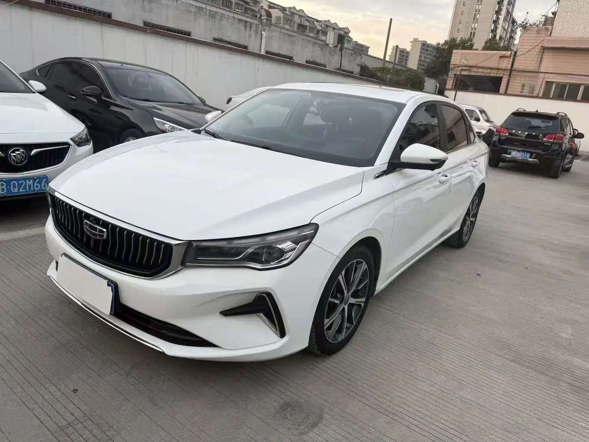 Geely Emgrand  из Китая