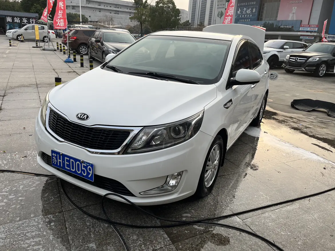 Kia K2  из Китая