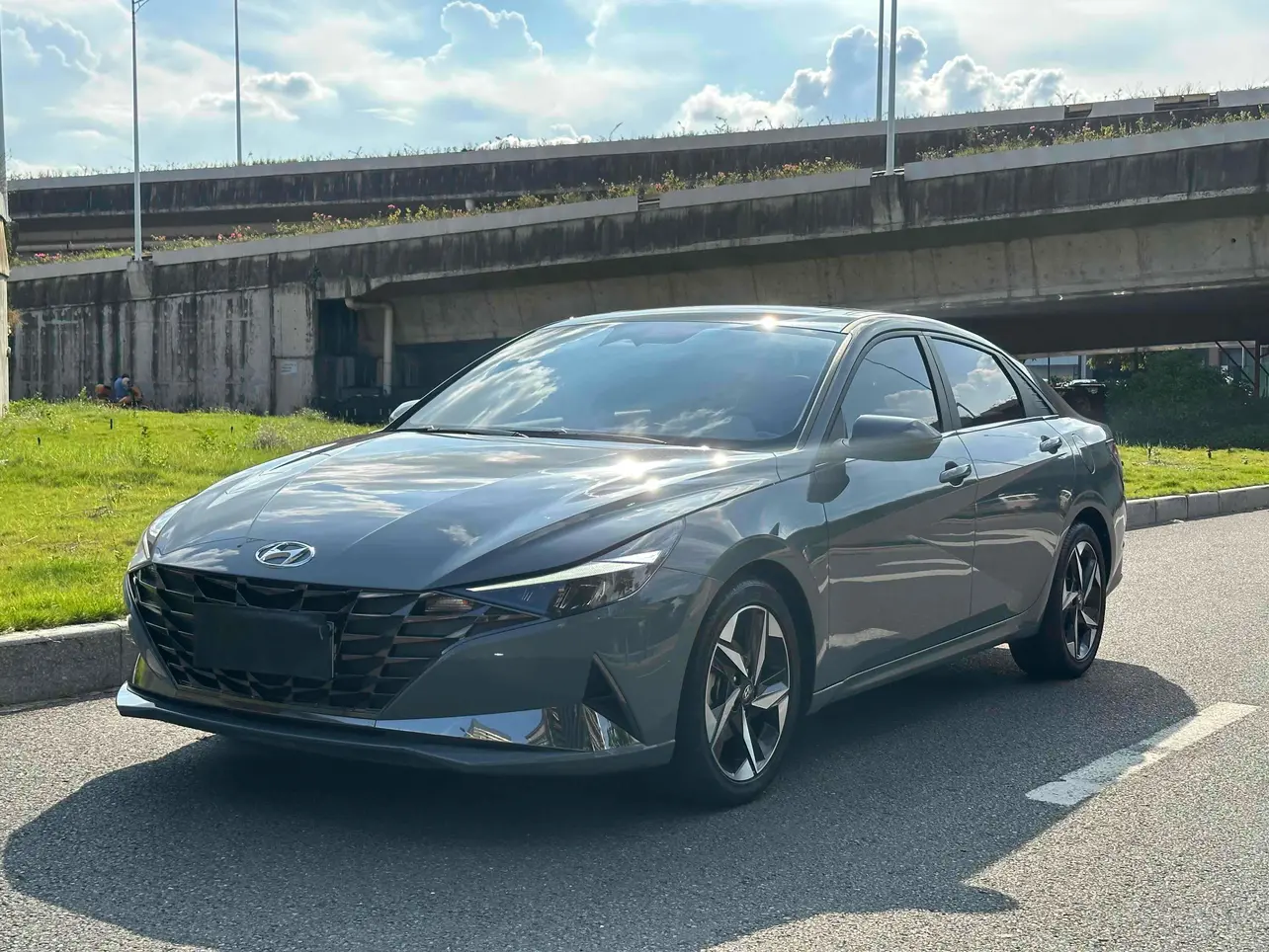 Hyundai Elantra  из Китая