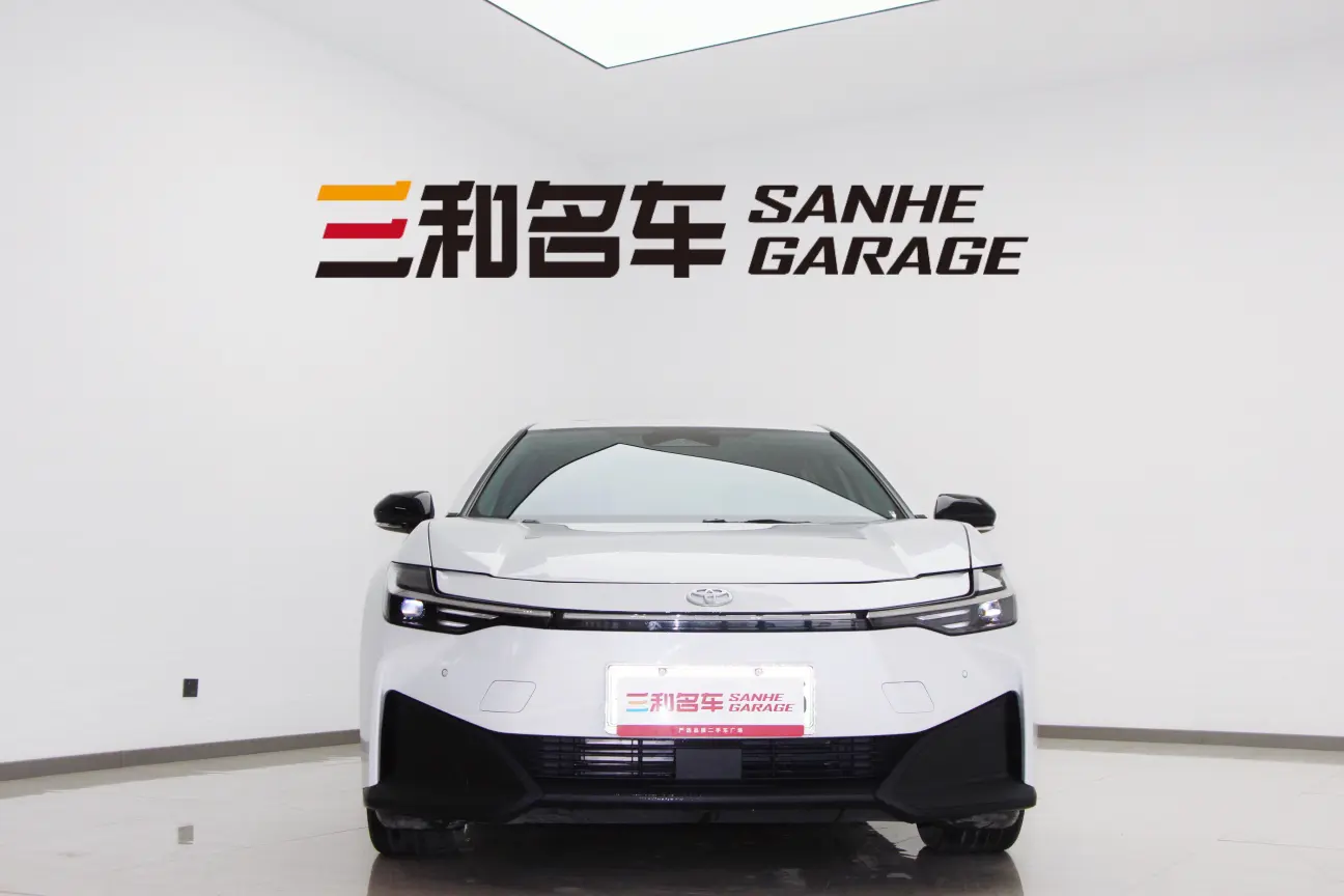 Toyota bZ3  из Китая