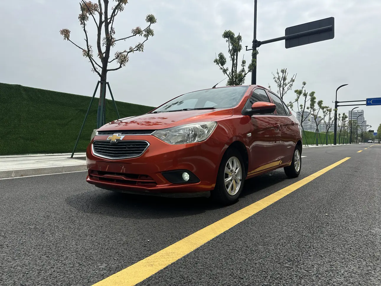 Chevrolet Sail  из Китая