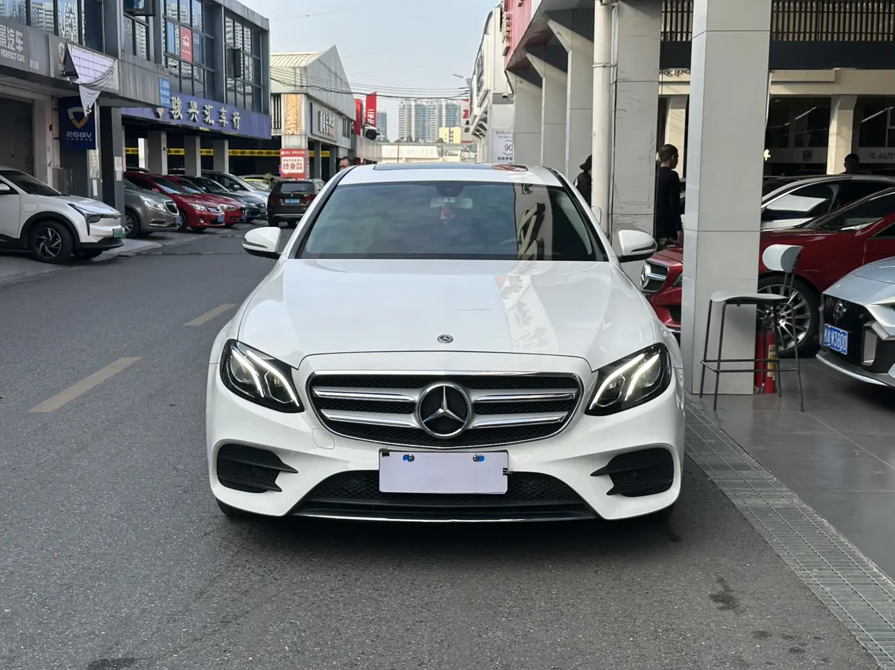 Mercedes-Benz E-Class  из Китая