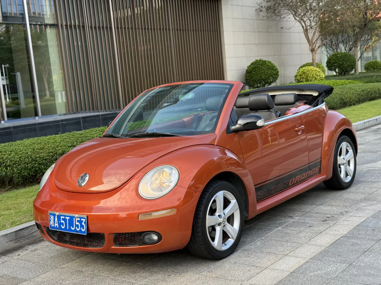 Volkswagen Beetle  из Китая