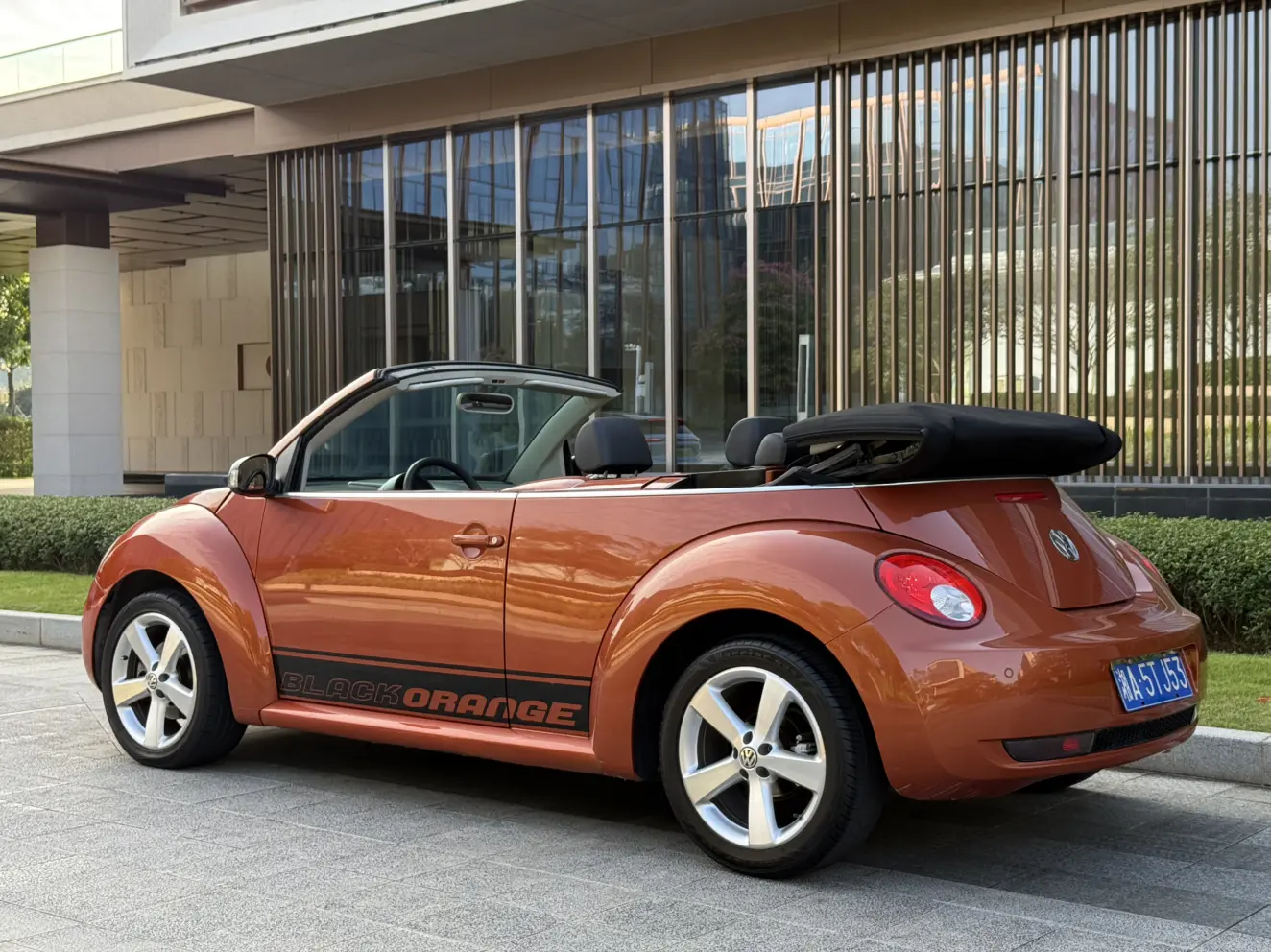 Volkswagen Beetle  из Китая