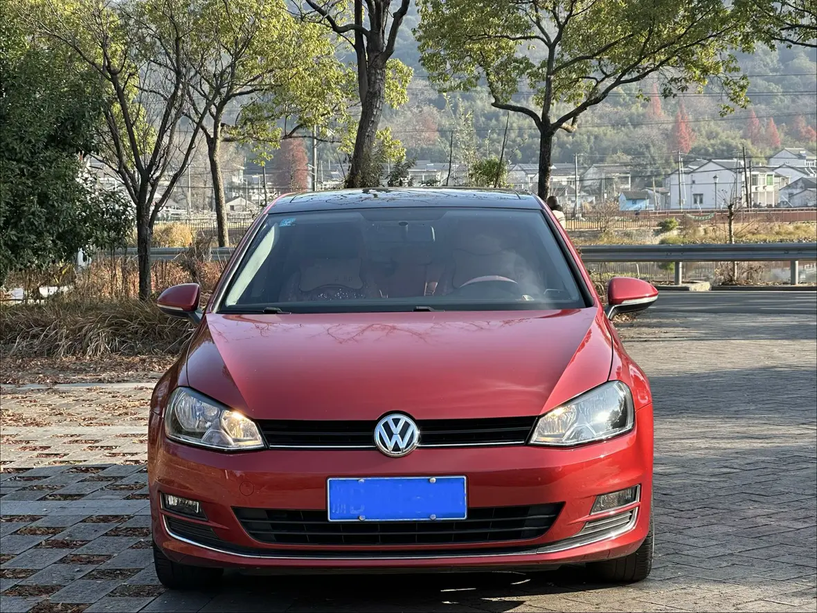 Volkswagen Golf  из Китая