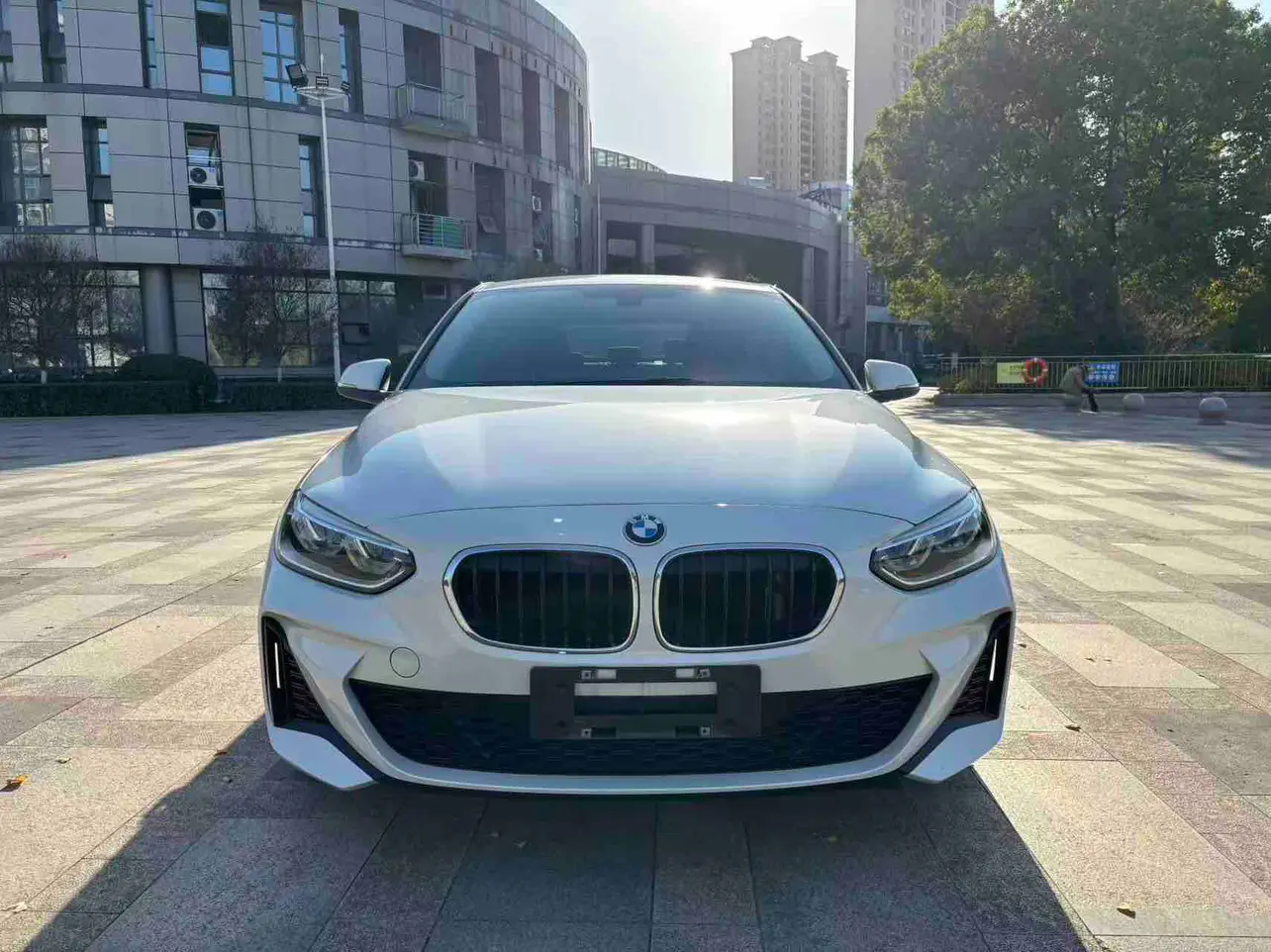 BMW 1 Series  из Китая