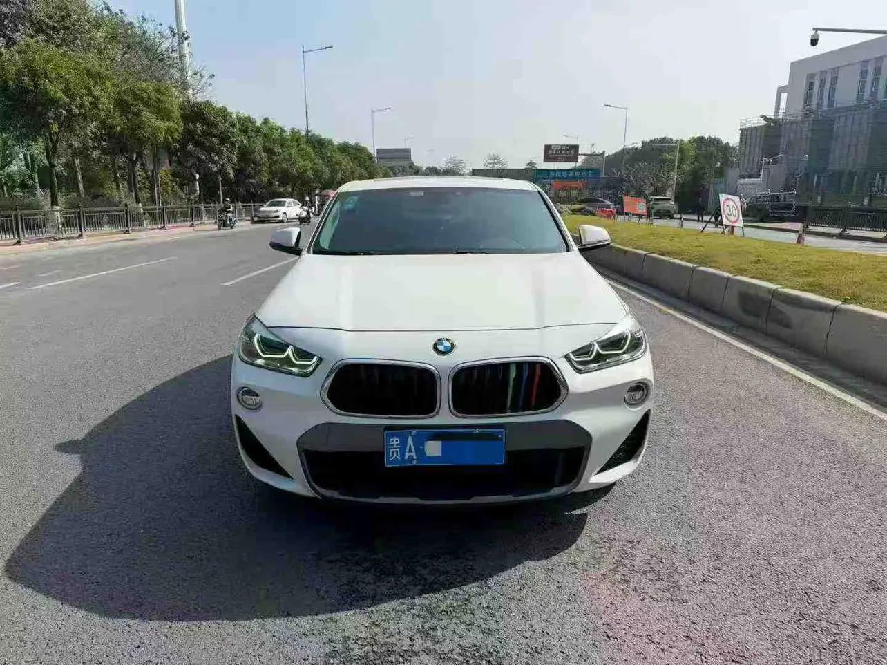 BMW X2  из Китая