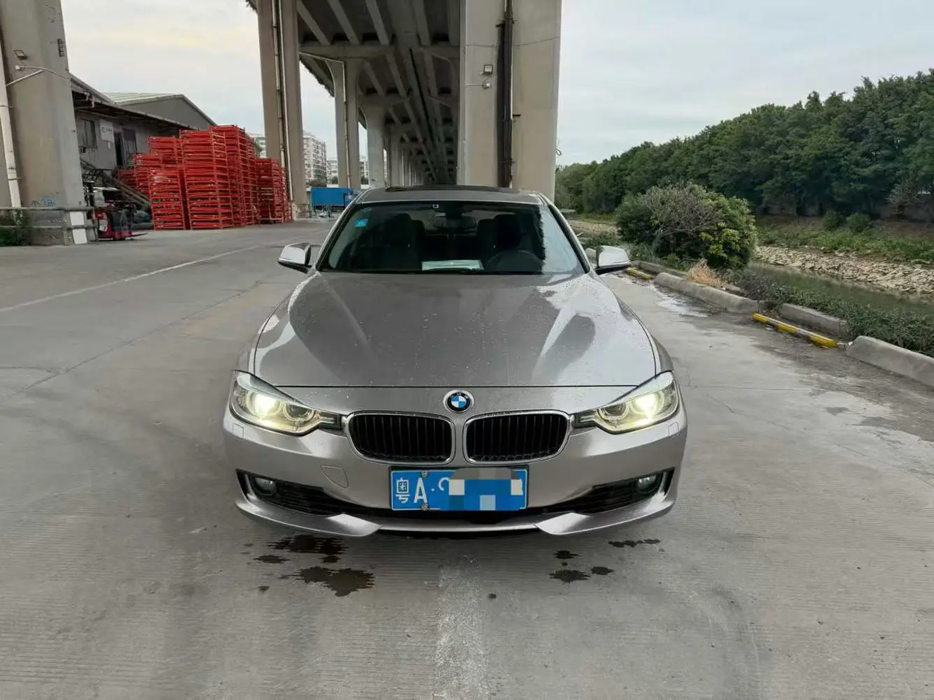 BMW 3 Series  из Китая