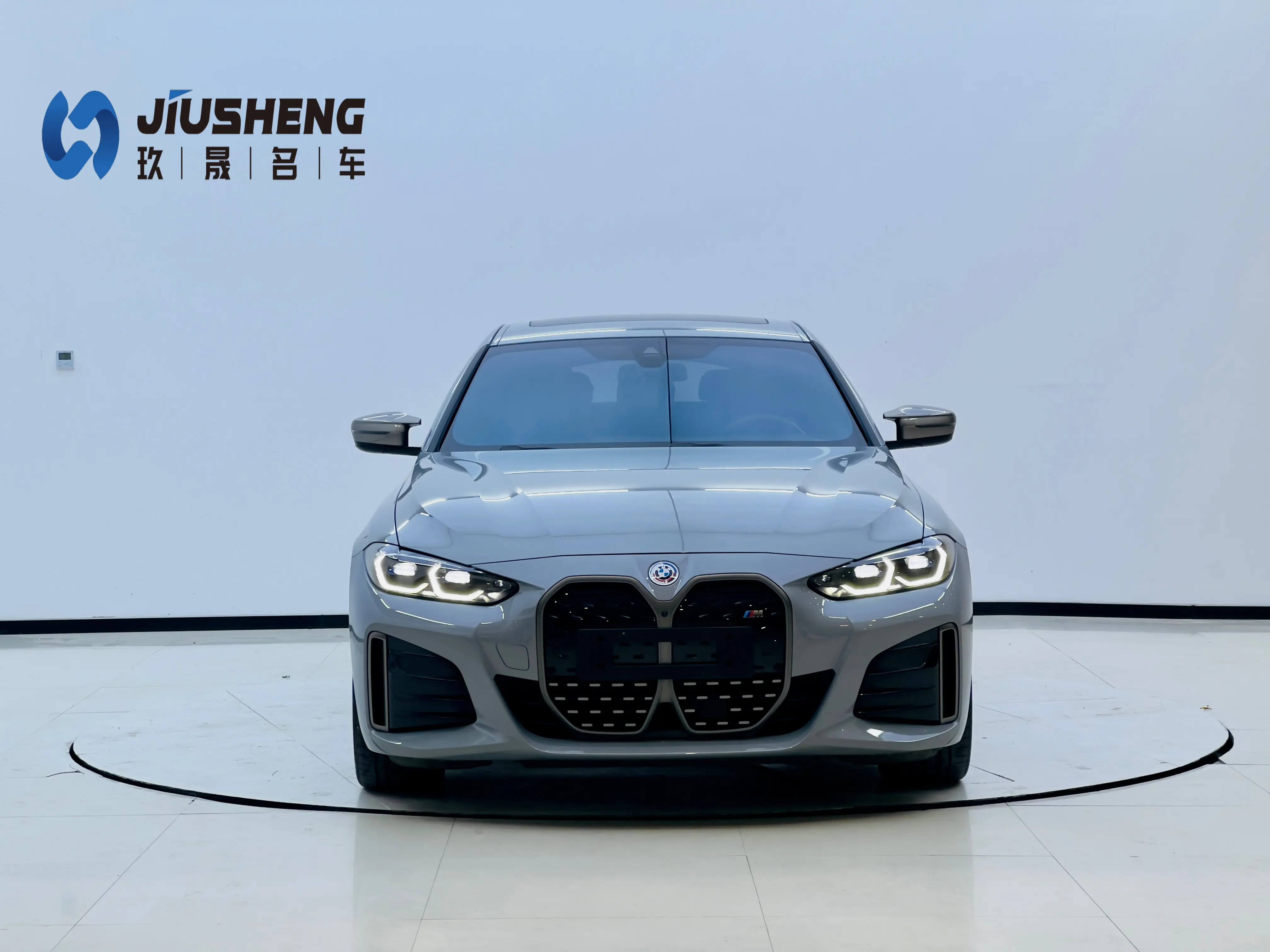 BMW i4  из Китая