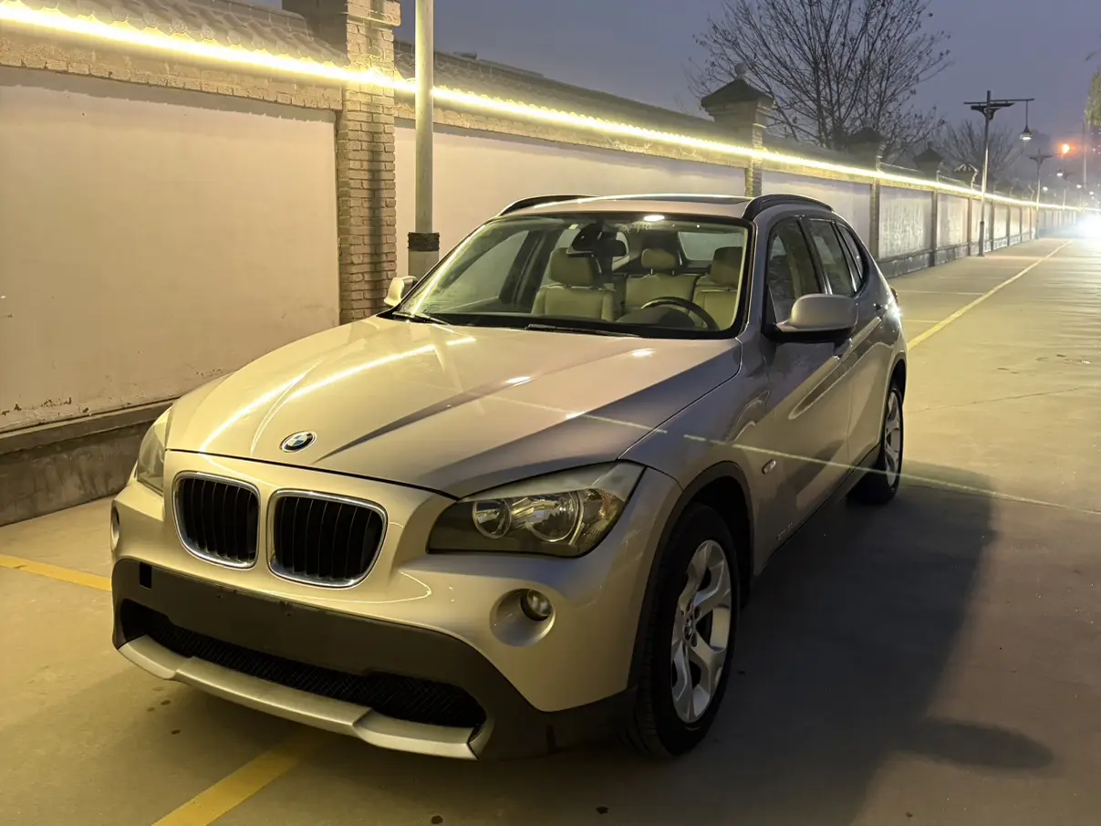 BMW X1  из Китая