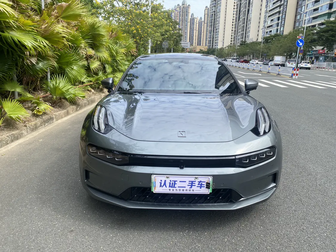 ZEEKR 001  из Китая