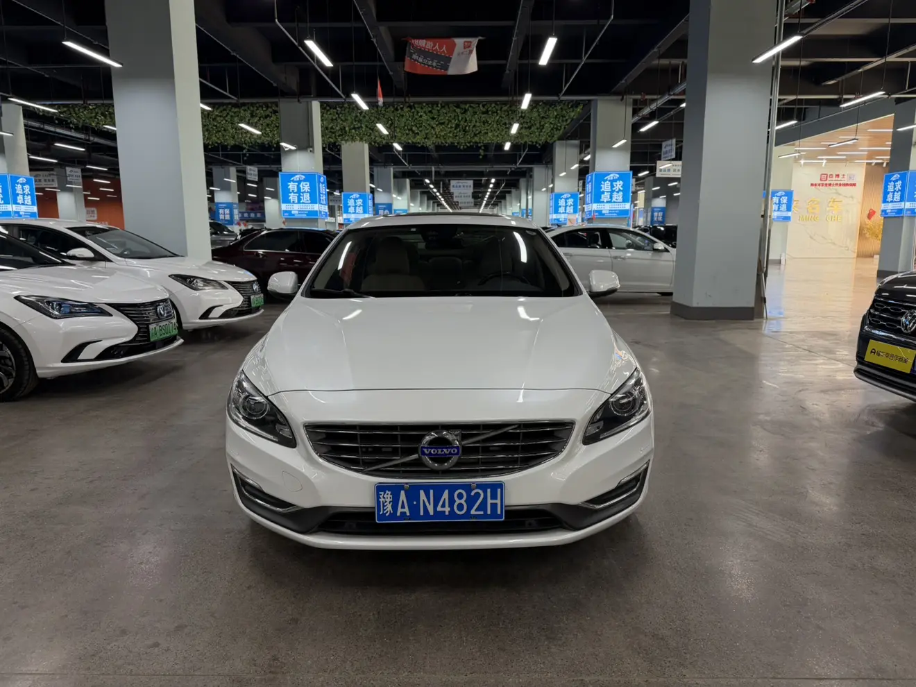 Volvo S60  из Китая