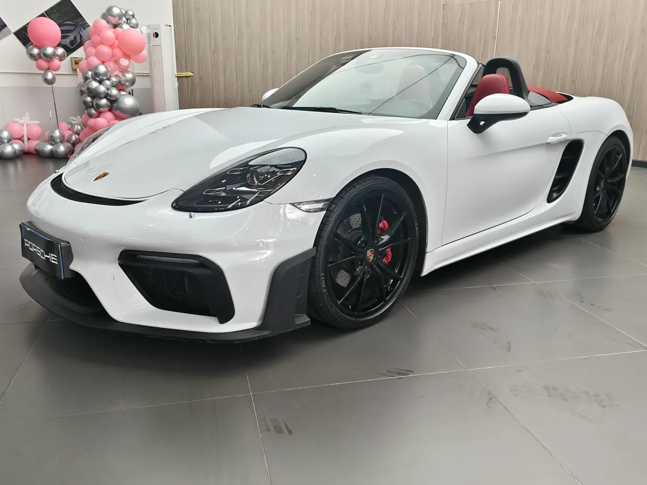 Porsche 718  из Китая