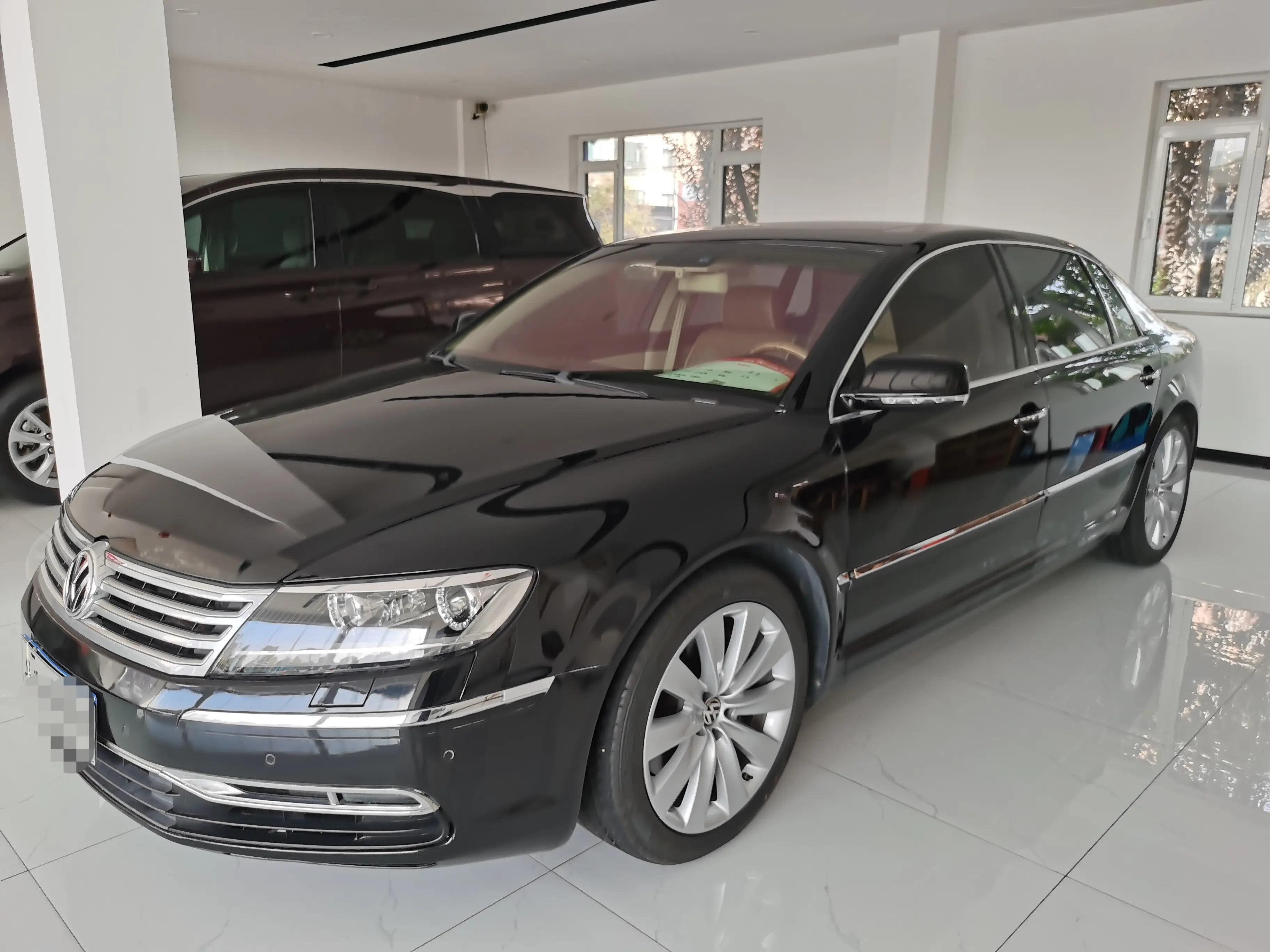 Volkswagen Phaeton  из Китая