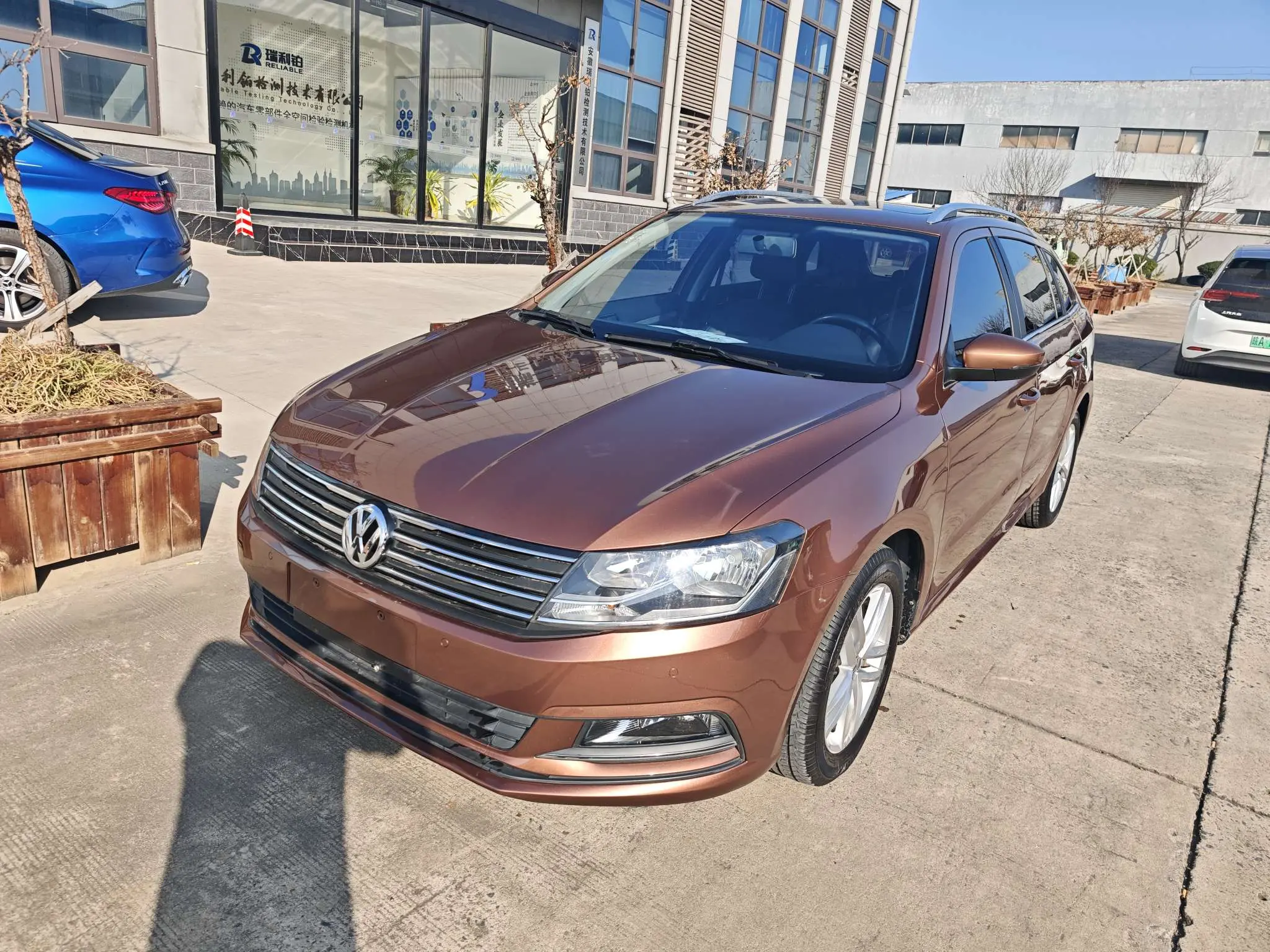 Volkswagen Langxing  из Китая