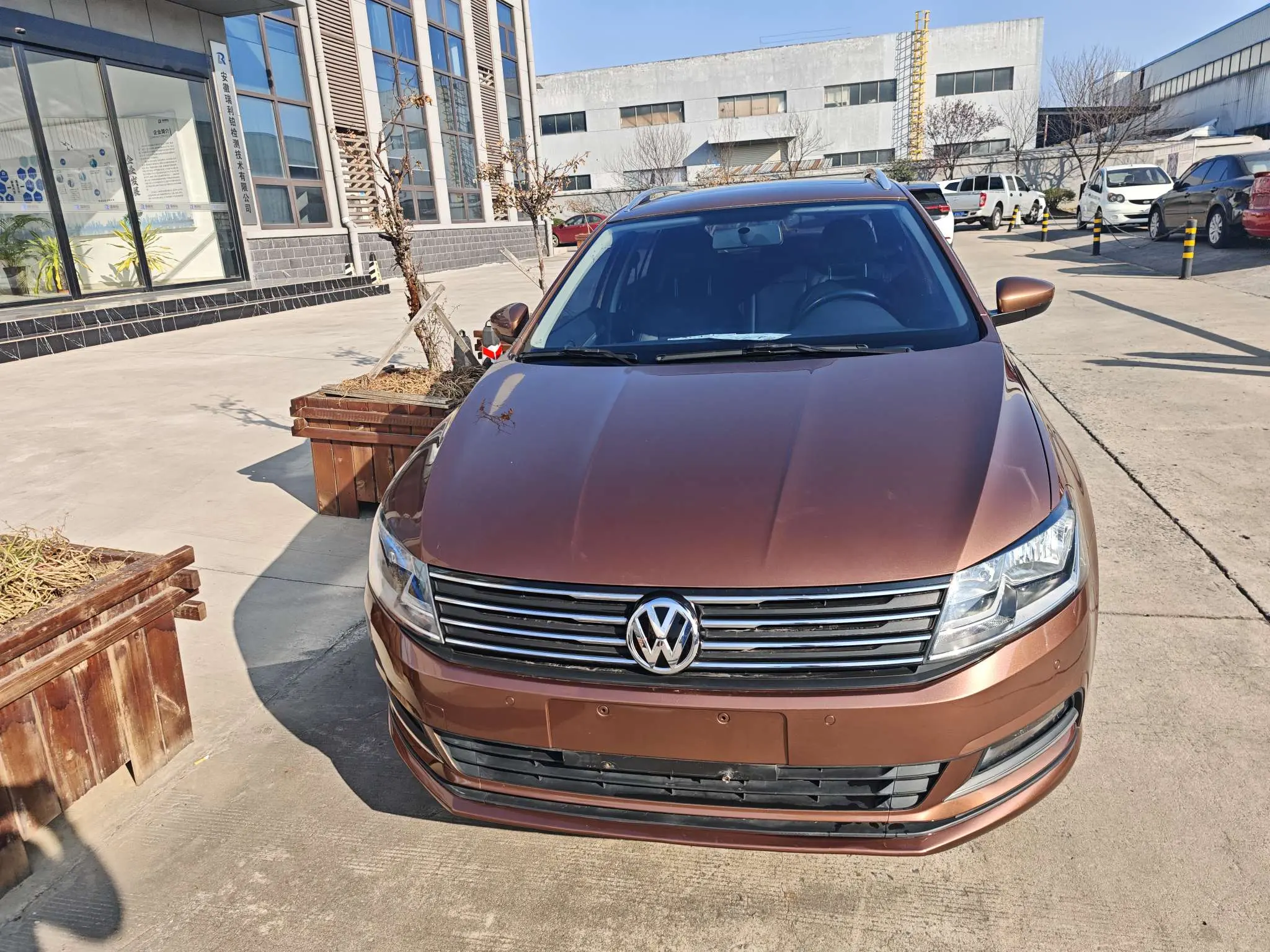 Volkswagen Langxing  из Китая