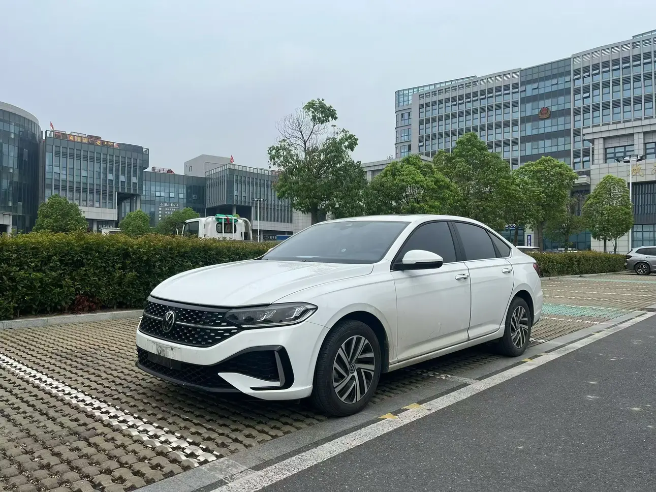 Volkswagen Lavida  из Китая