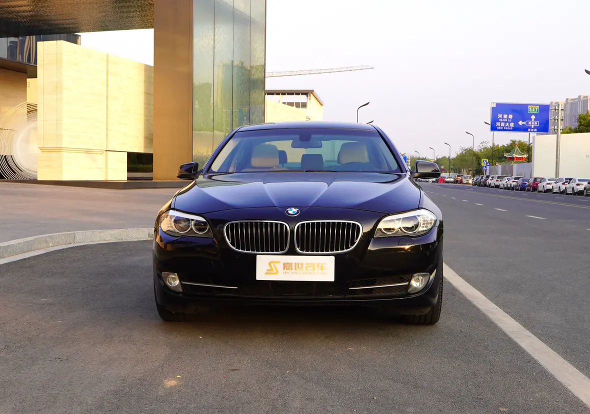 BMW 5 Series  из Китая