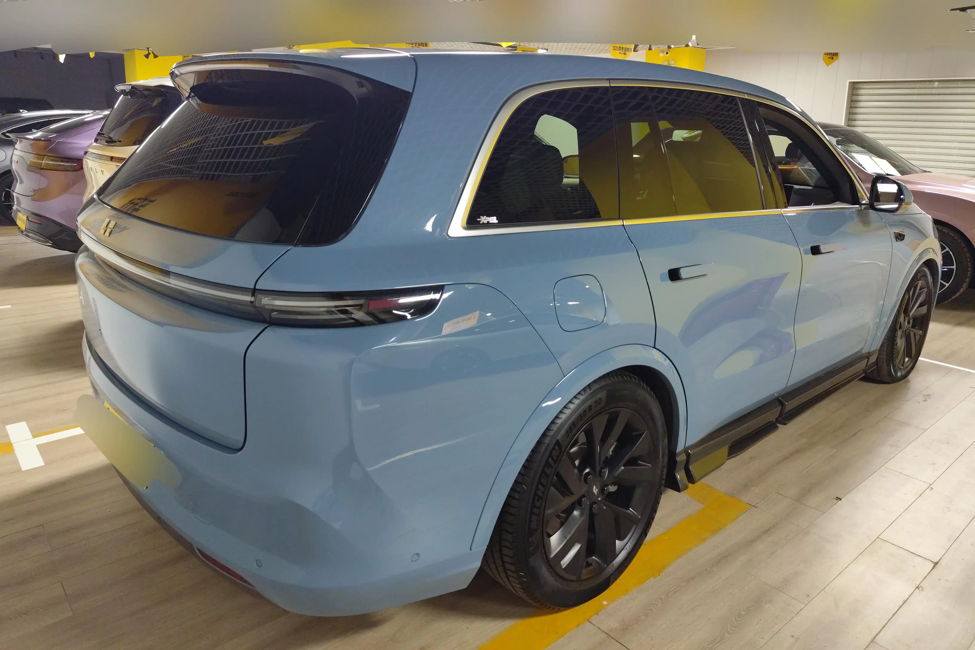 Li L8 (Ideal L8)  из Китая