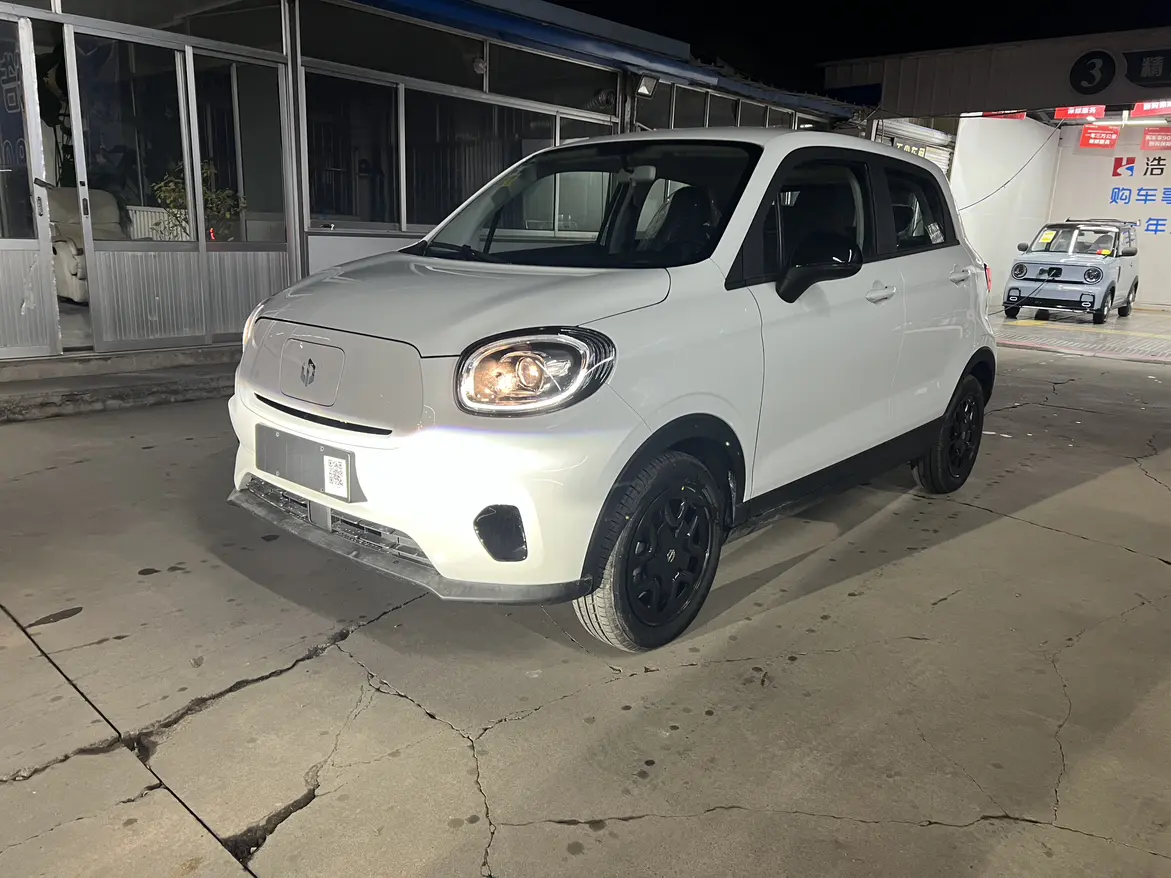 Leapmotor Zero running T03  из Китая