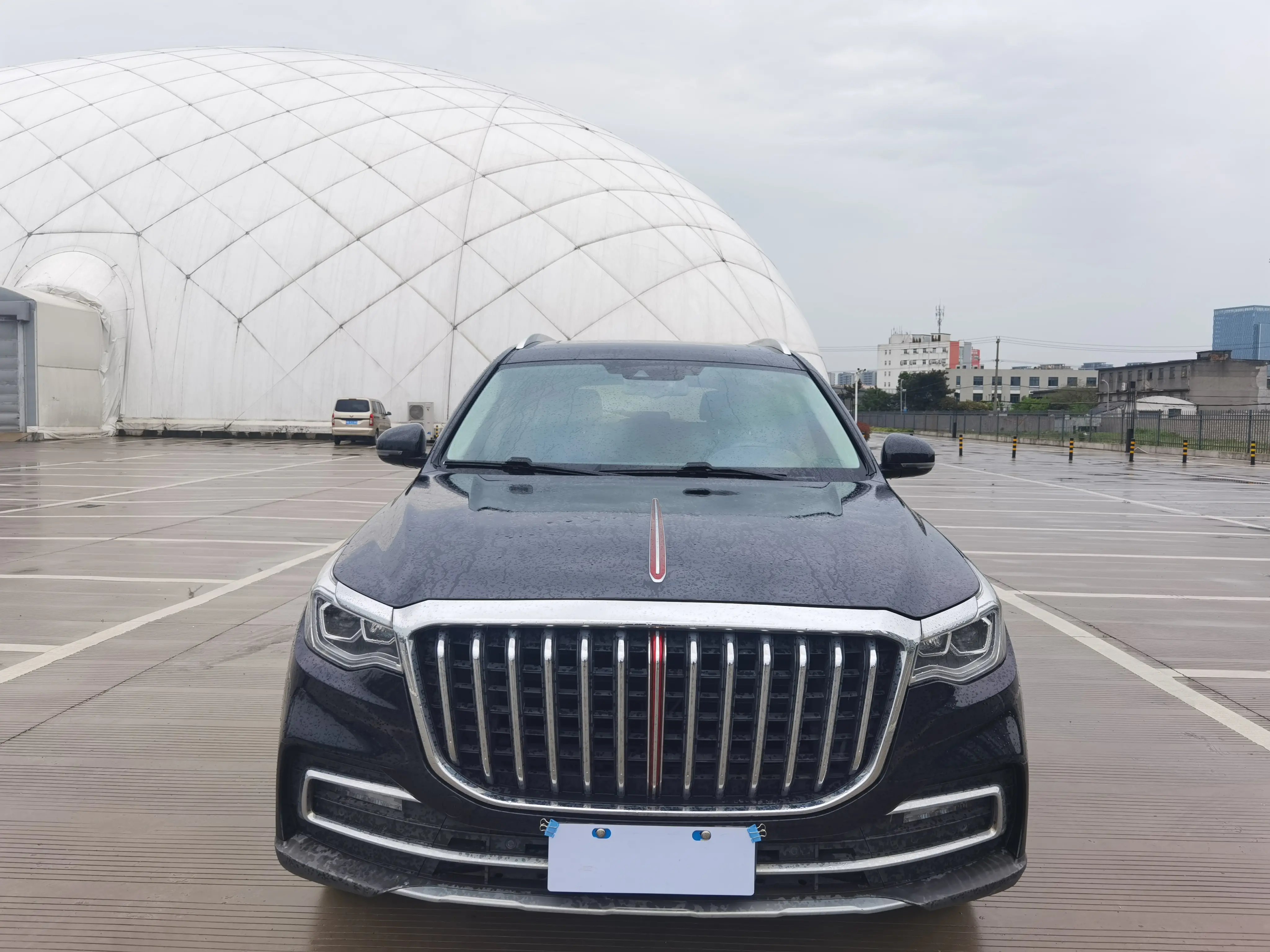Hongqi HS7  из Китая