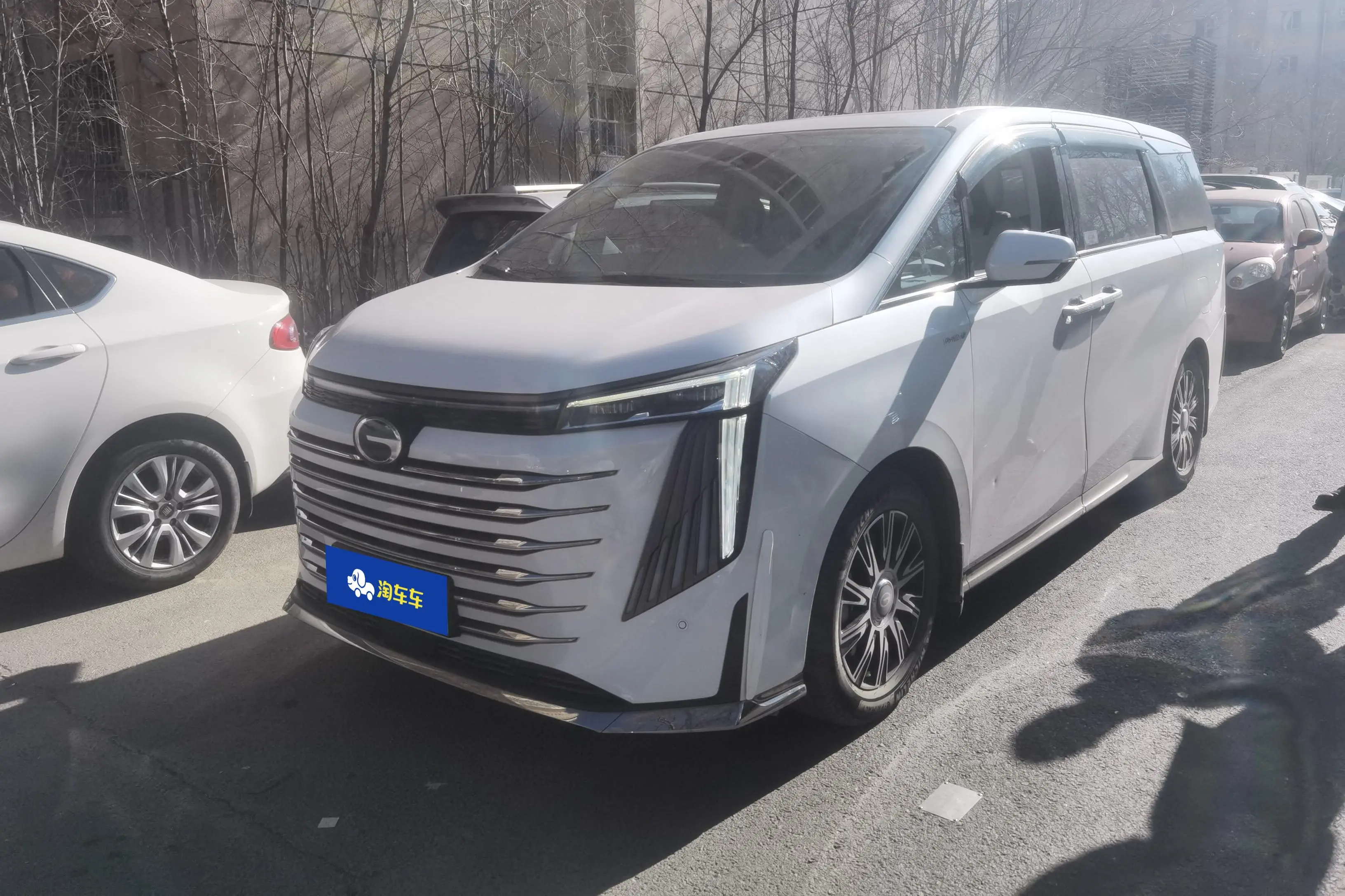 GAC Trumpchi E9 PHEV  из Китая