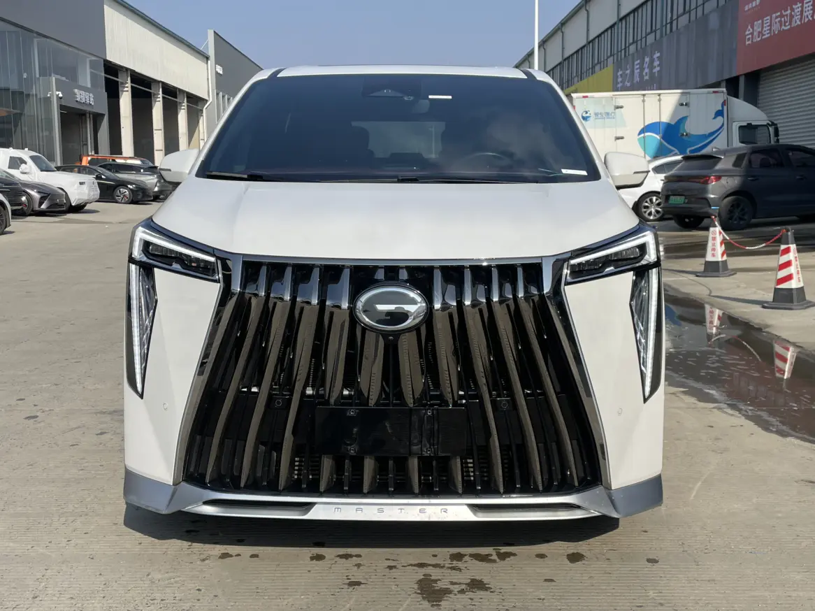 GAC Trumpchi M8  из Китая