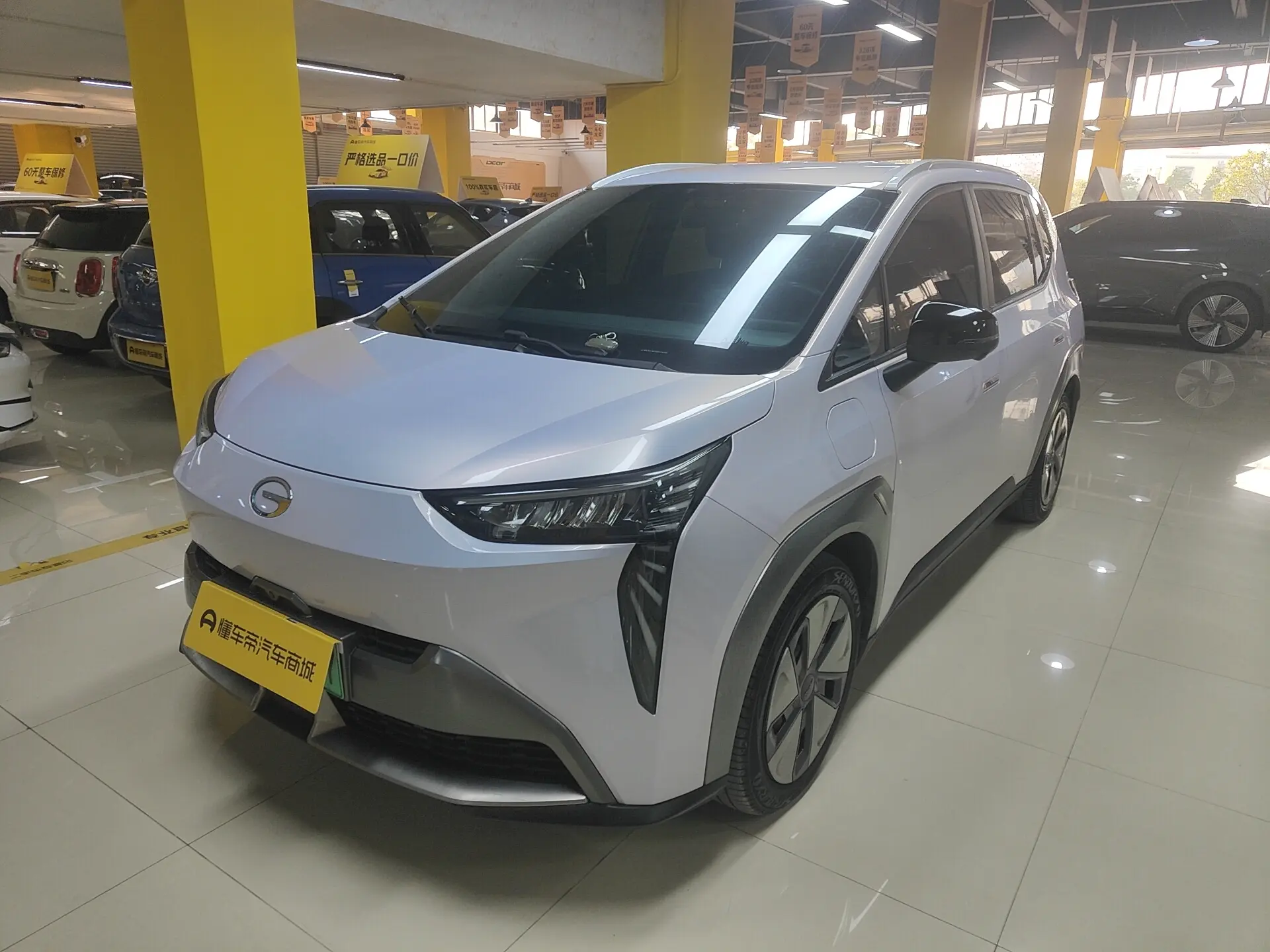 AION Y  из Китая