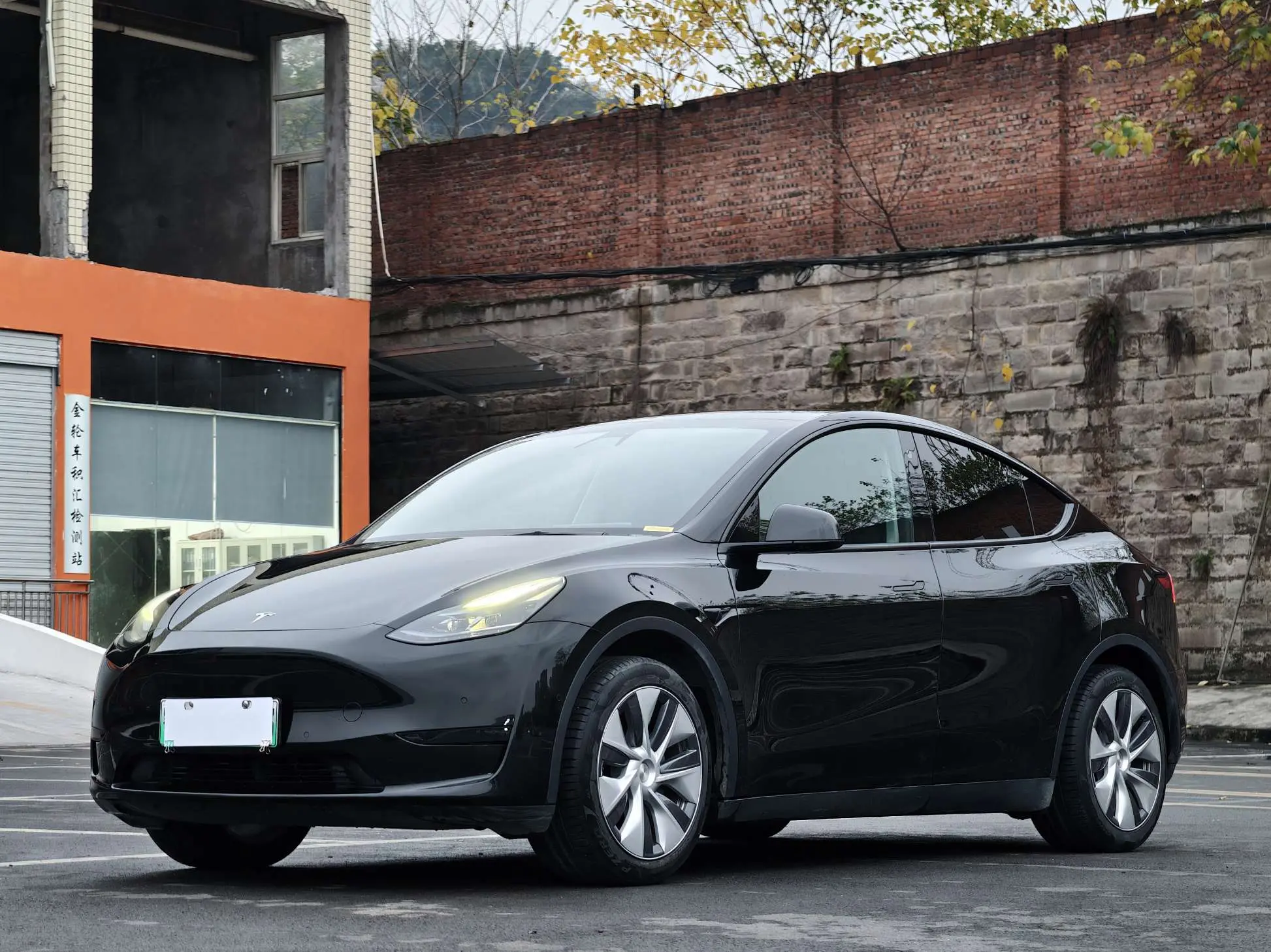 Tesla Model Y  из Китая