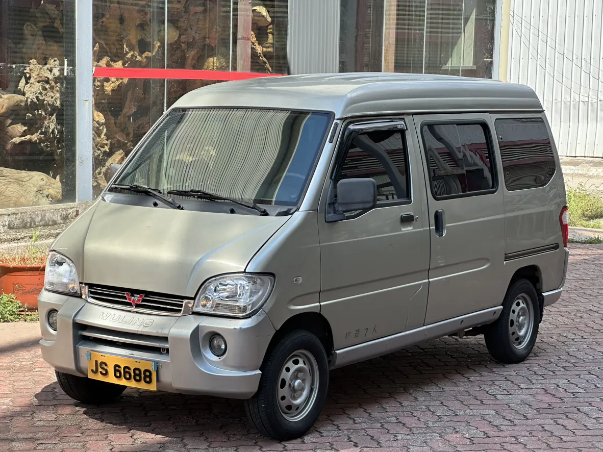 Wuling light  из Китая