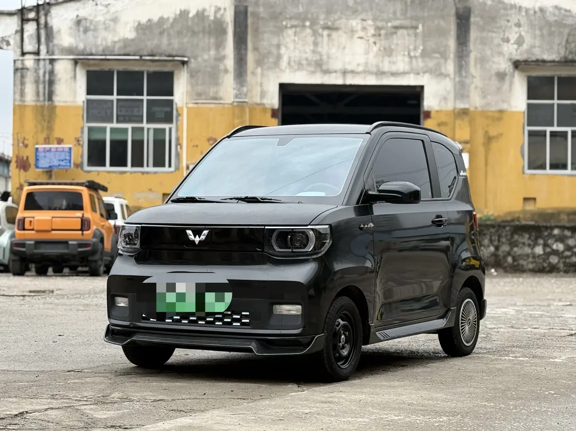 Wuling Hongguang MINIEV  из Китая