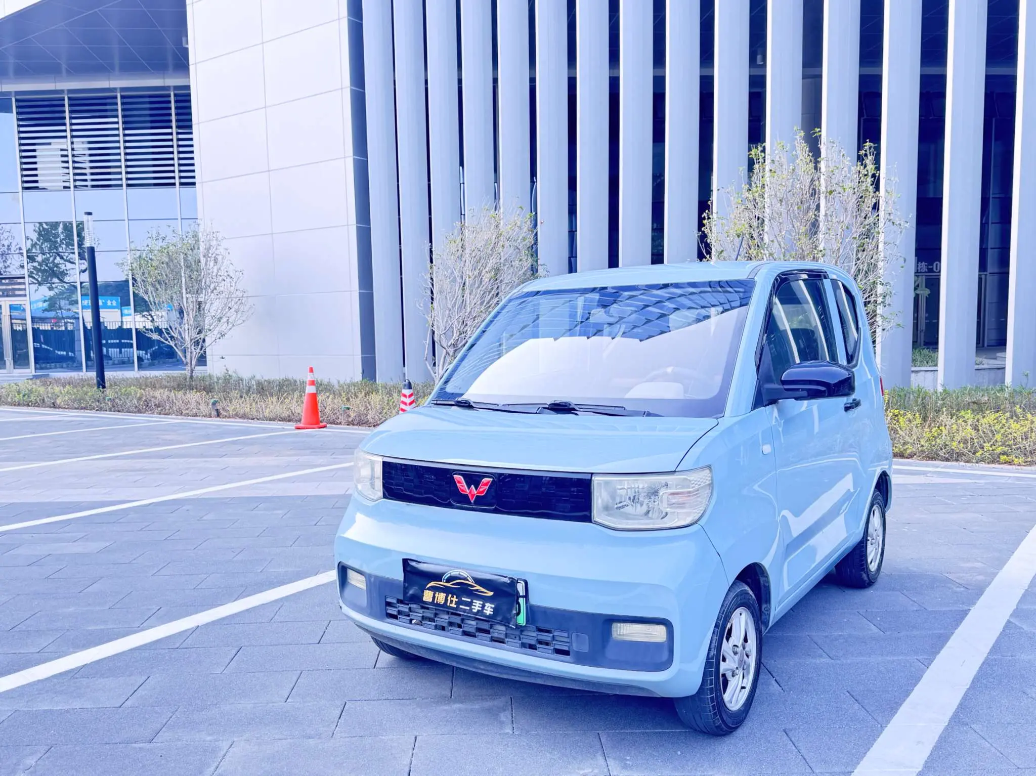 Wuling Hongguang MINIEV  из Китая