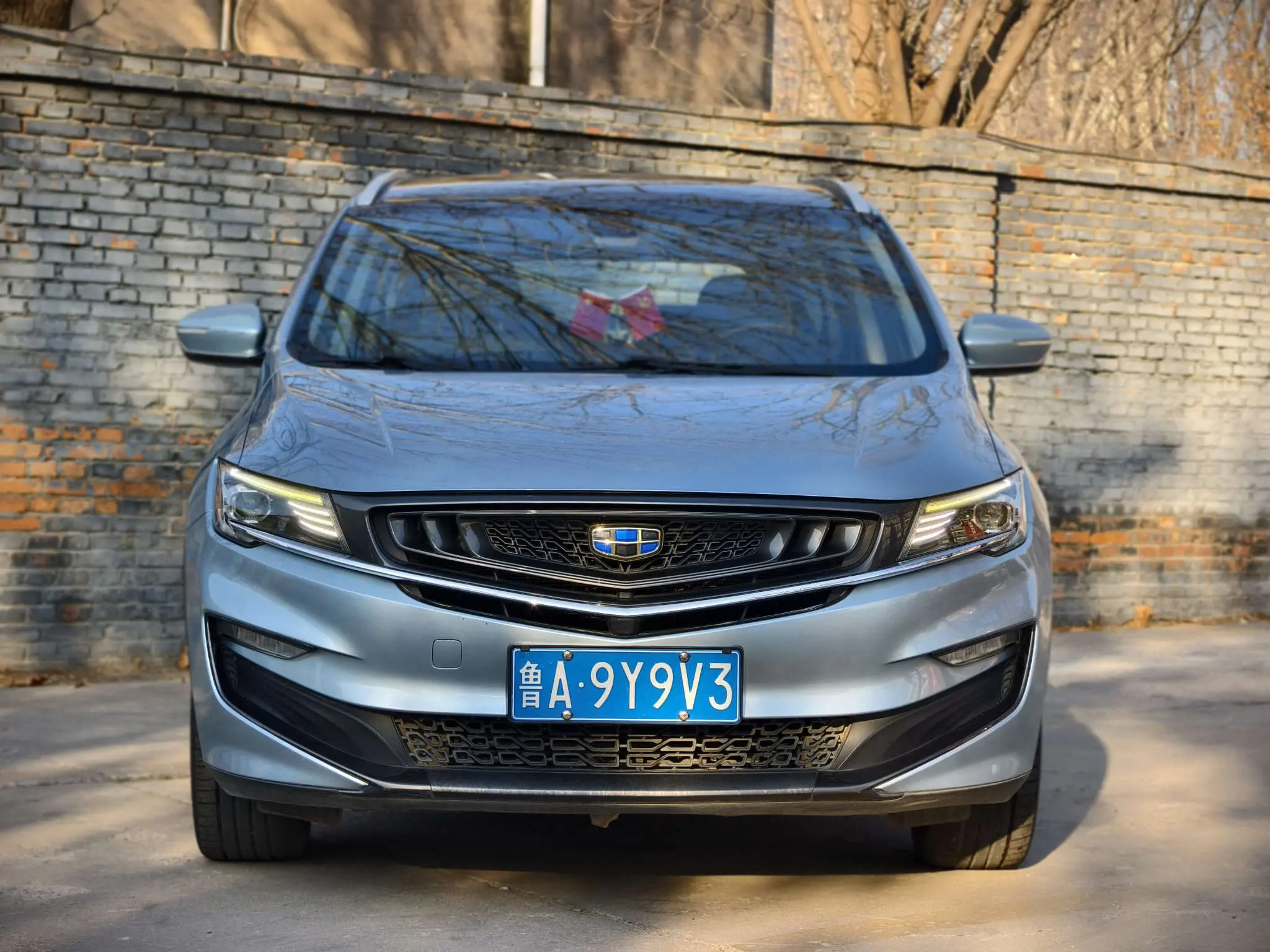 Geely Jiaji  из Китая