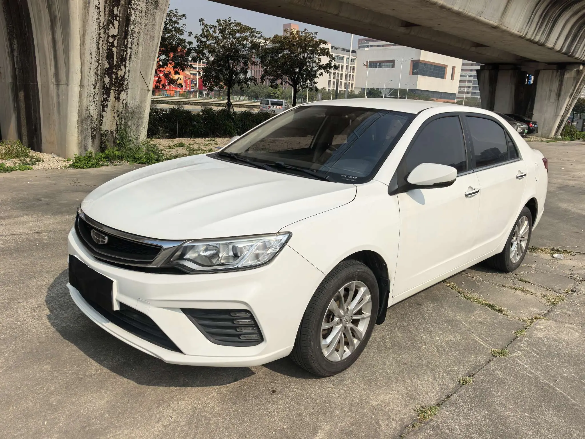 Geely Vision  из Китая