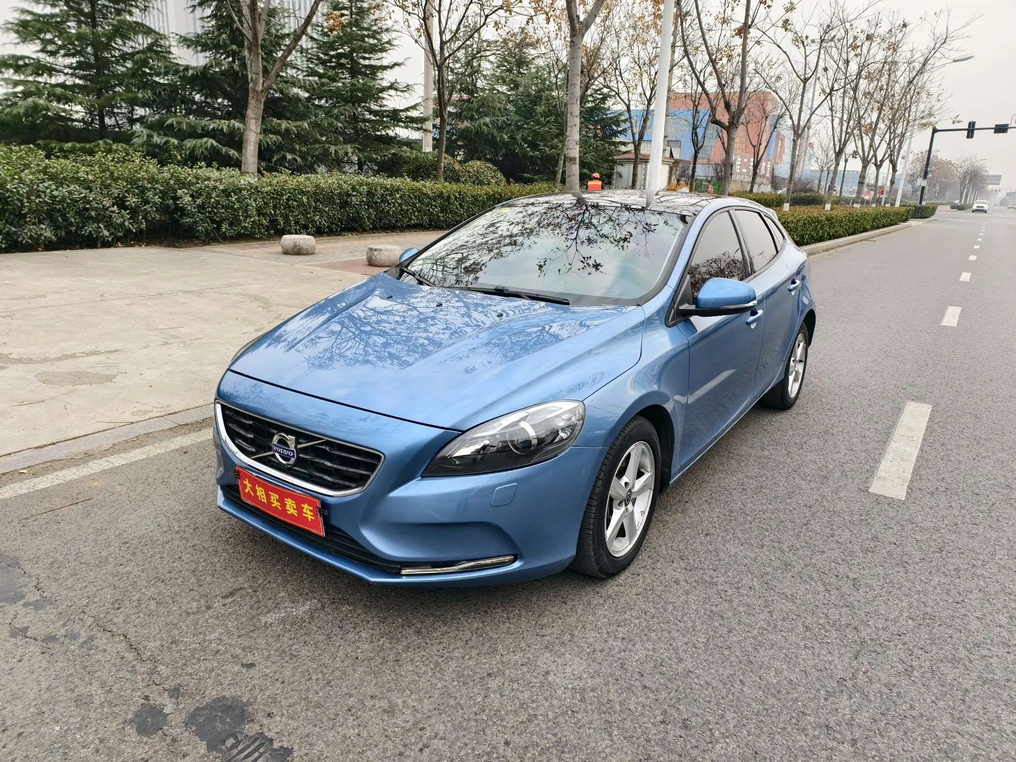 Volvo V40  из Китая