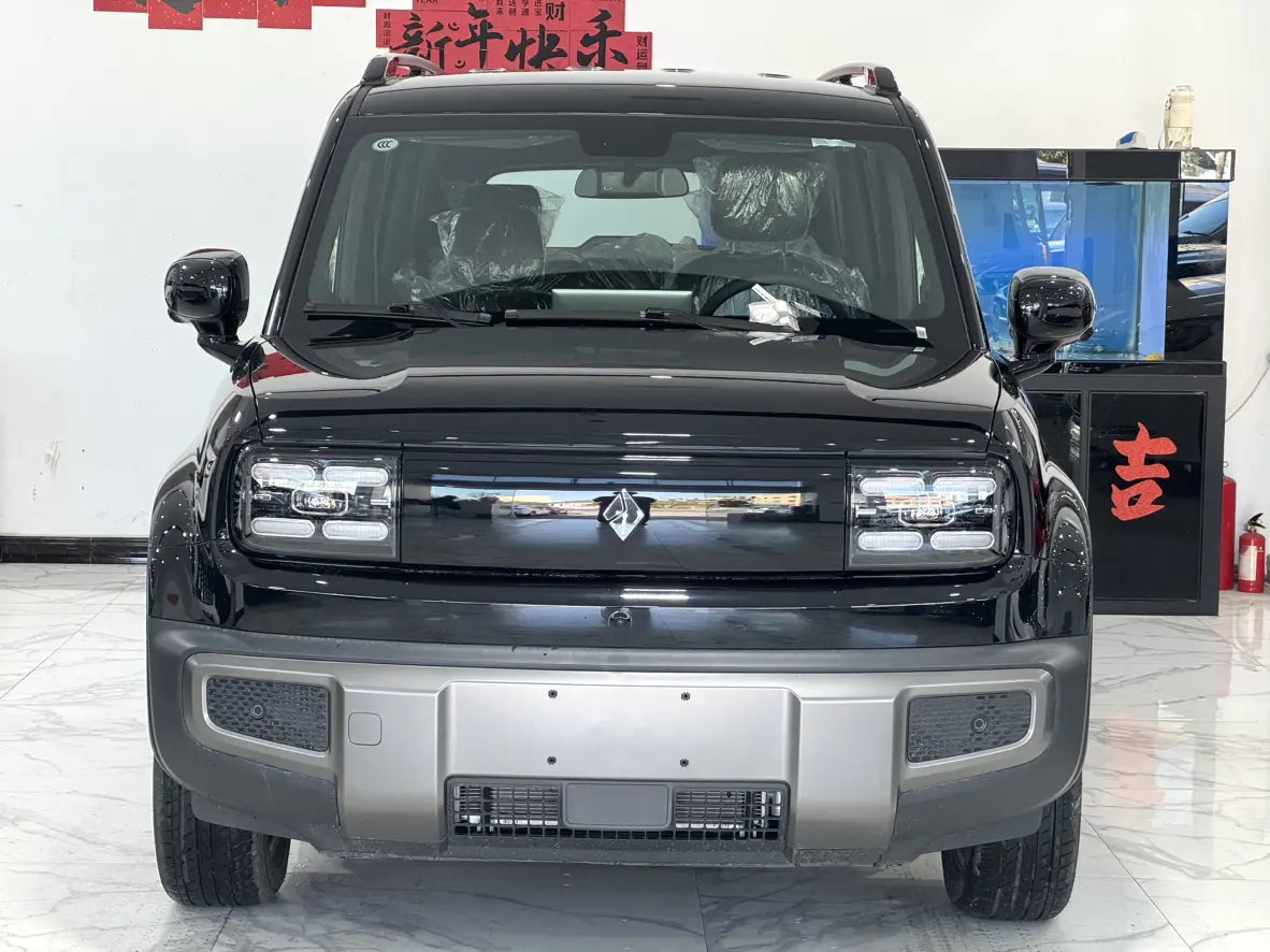 Baojun Yueya Plus  из Китая
