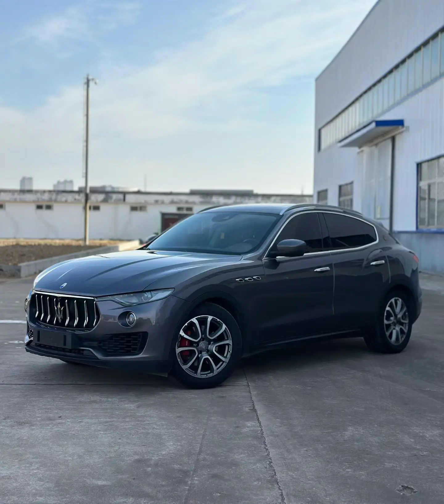 Maserati Levante  из Китая
