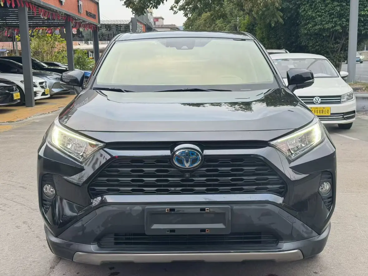 Toyota RAV4  из Китая