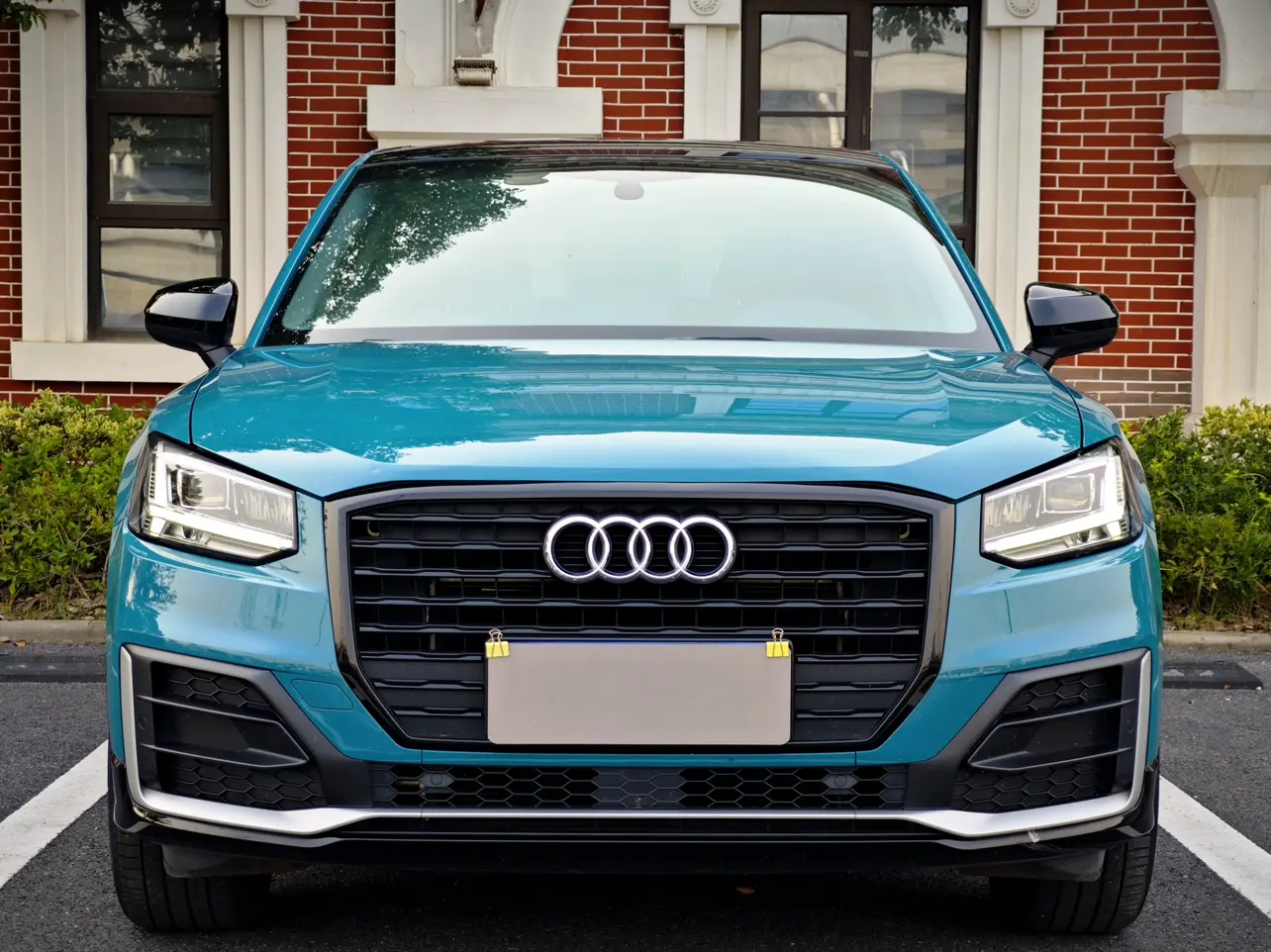 Audi Q2L  из Китая