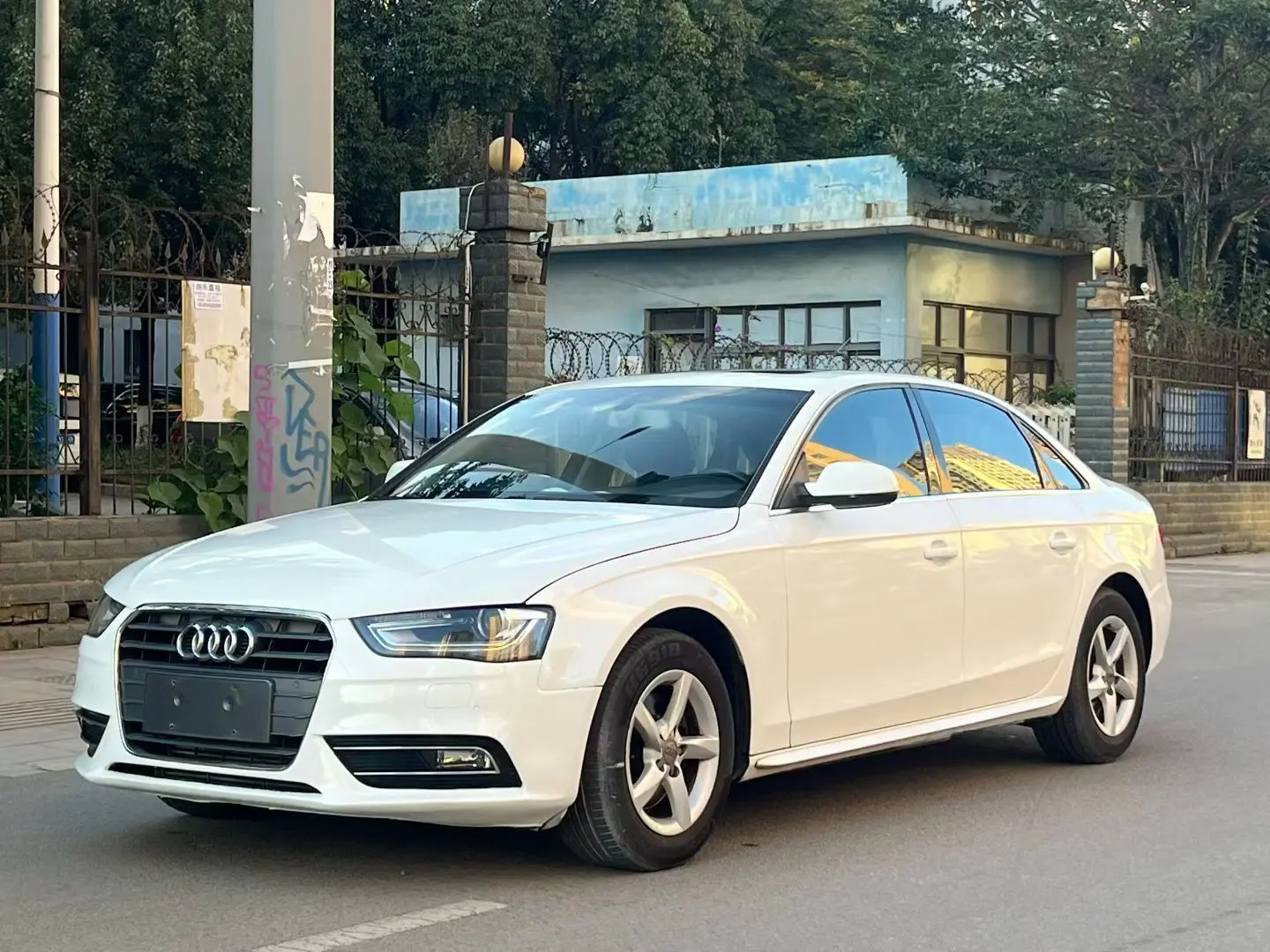 Audi A4L  из Китая