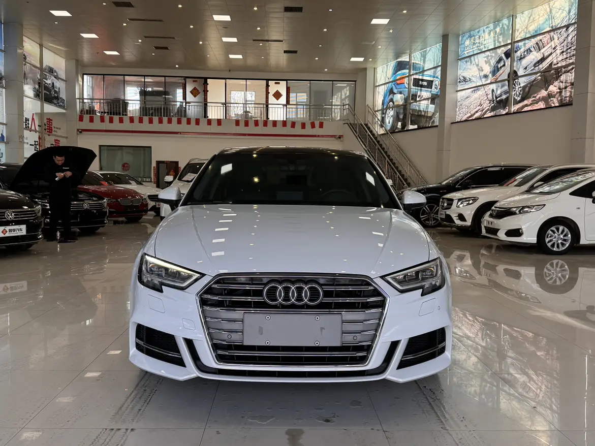 Audi A3  из Китая