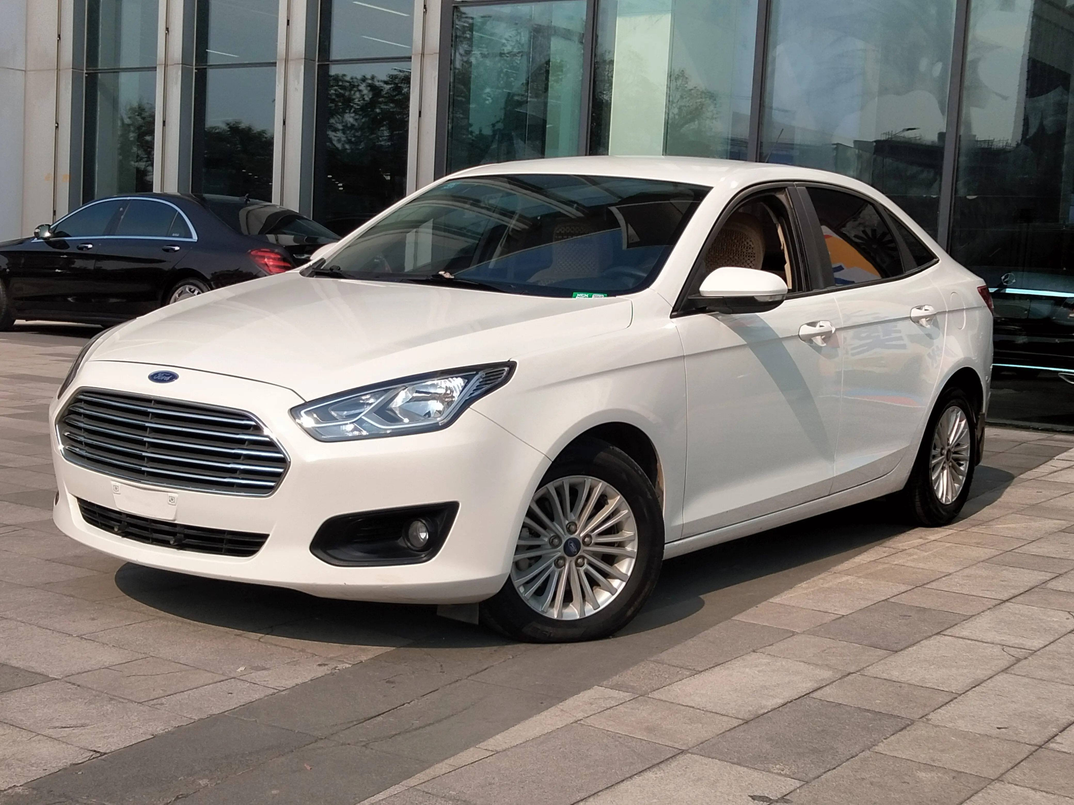 Ford Forrest  из Китая