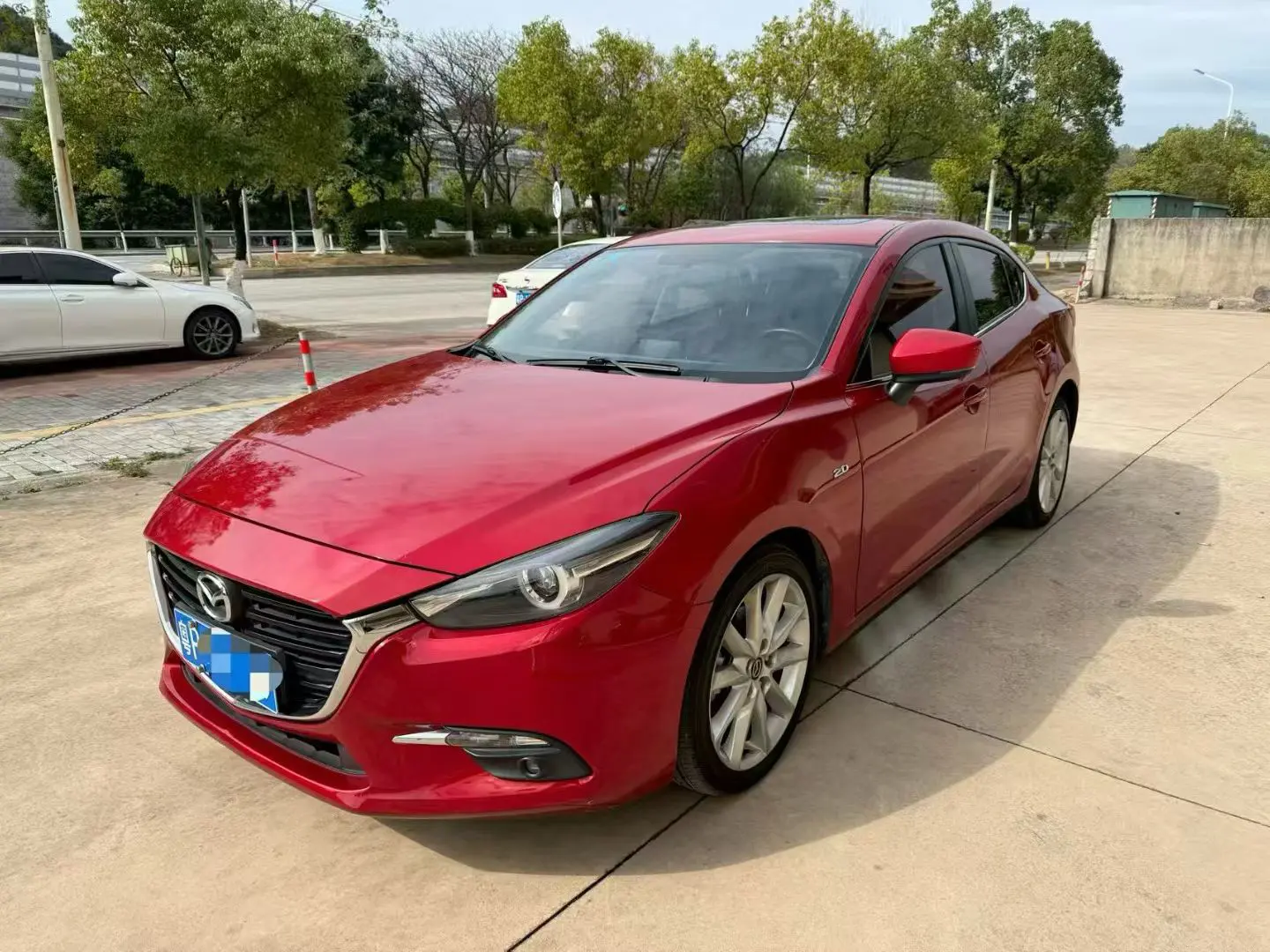 Mazda Axela (Mazda3)  из Китая