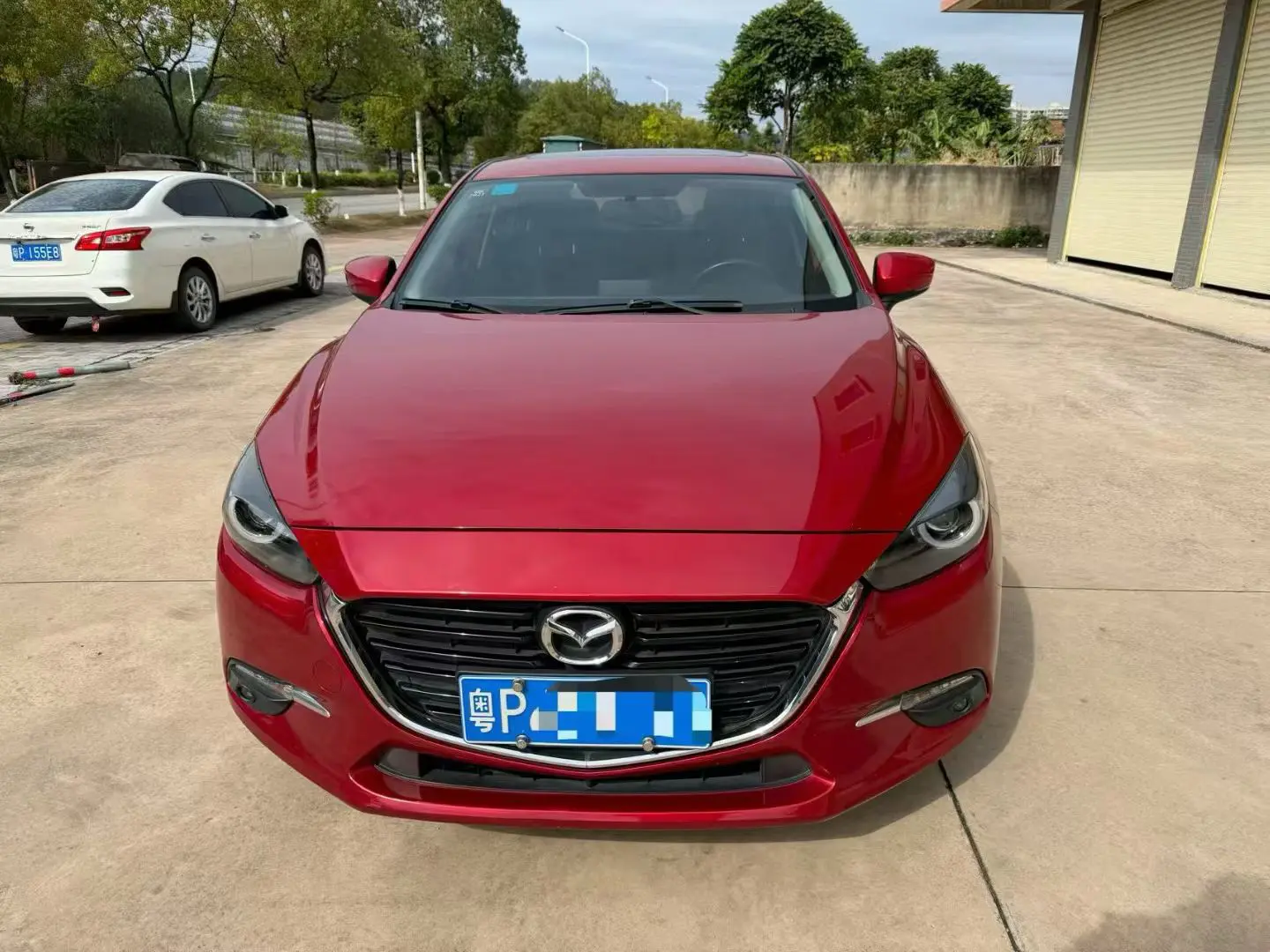 Mazda Axela (Mazda3)  из Китая